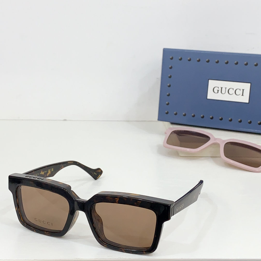 NO:269461,GUCC* MODEL:GG1543S SIZE: 54- 18- easy clip magnet glasses sunglasses, glasses, christian louboutin, gucci19860909GUCC* MODEL:GG1543S SIZE: 54口18- easy clip magnet 眼镜墨镜太阳镜,眼镜,christian louboutin,gucci,glasses