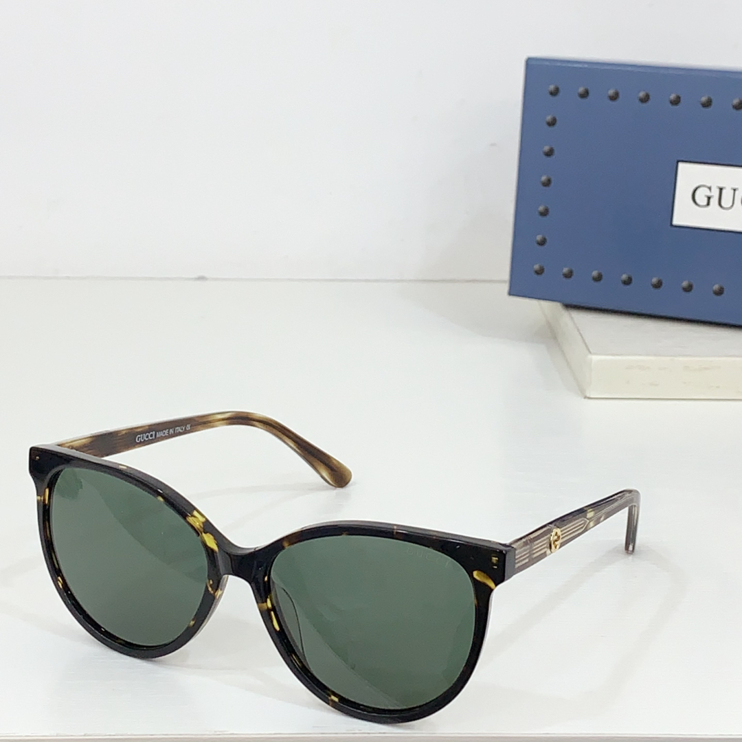 NO:241900,GUCC*Guchi GG0377SKN, Size54-18-Sun glasses exude elegance. The frames and temples are decorated with exquisite and low-key golden GG decorative text and rivet details, while the lenses exude a full sense of modernity. Glasses sunglasses, glasses, gucci19860909GUCC*古迟GG0377SKN,Size54-18-太阳眼镜散发恒久典雅魅力.镜框和镜腿上点缀精致低调的金色GG装饰文字以及铆钉细节,镜片则散发出满满的现代感.眼镜墨镜太阳镜,眼镜,gucci,glasses