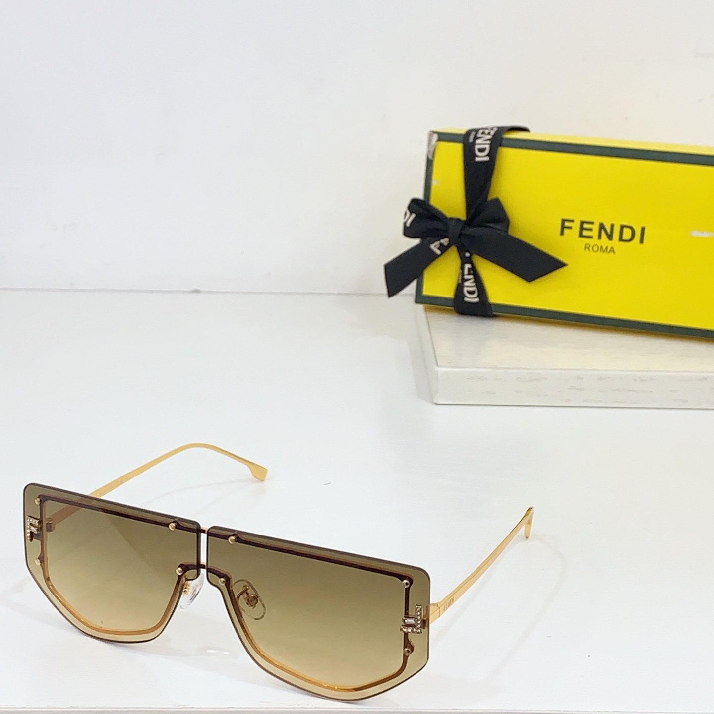  FEND* 高版
MODEL FE40096I
SIZE71口1-145
