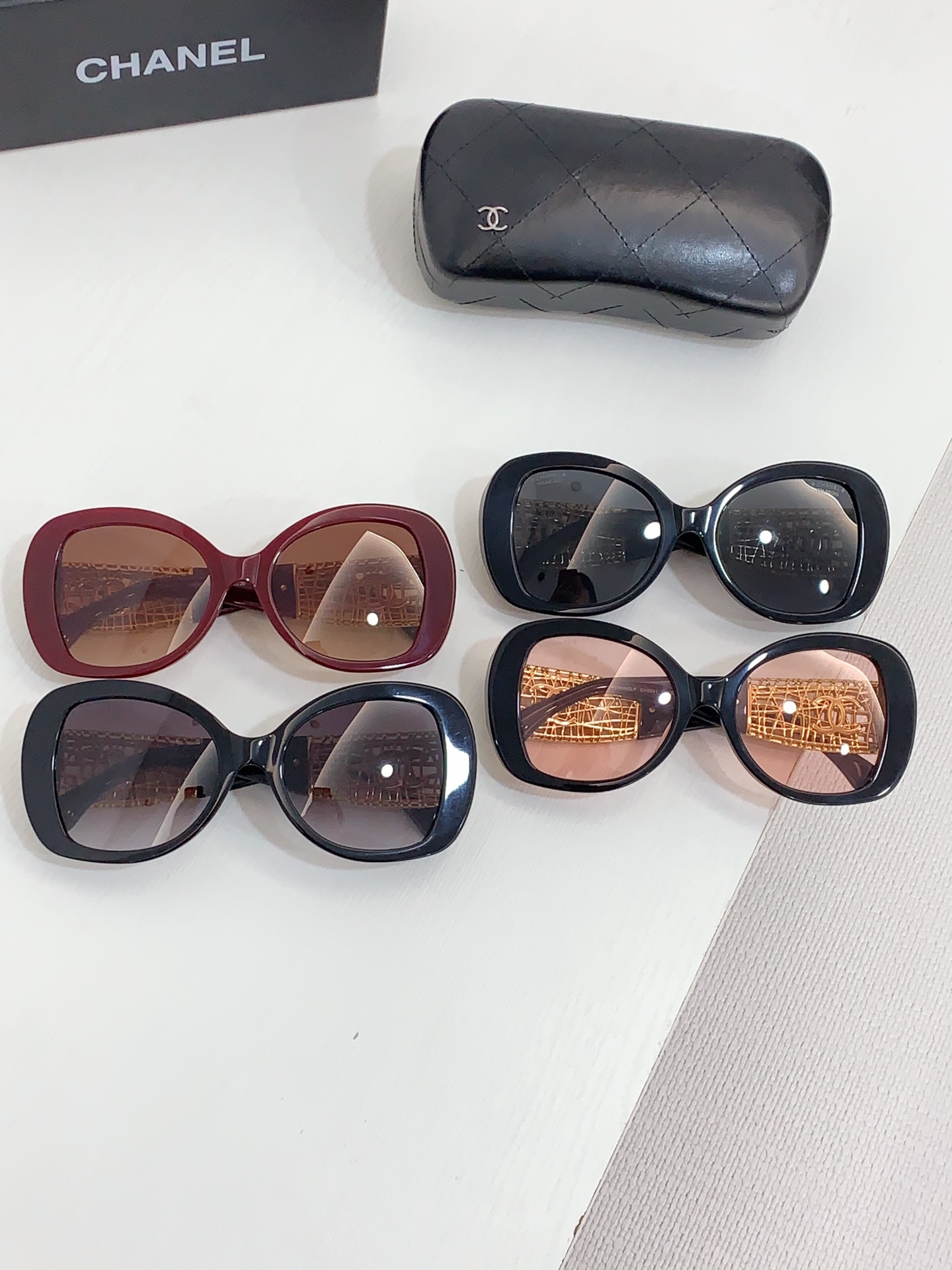  
 Chanel* 
CH5531
Size54-21–140
