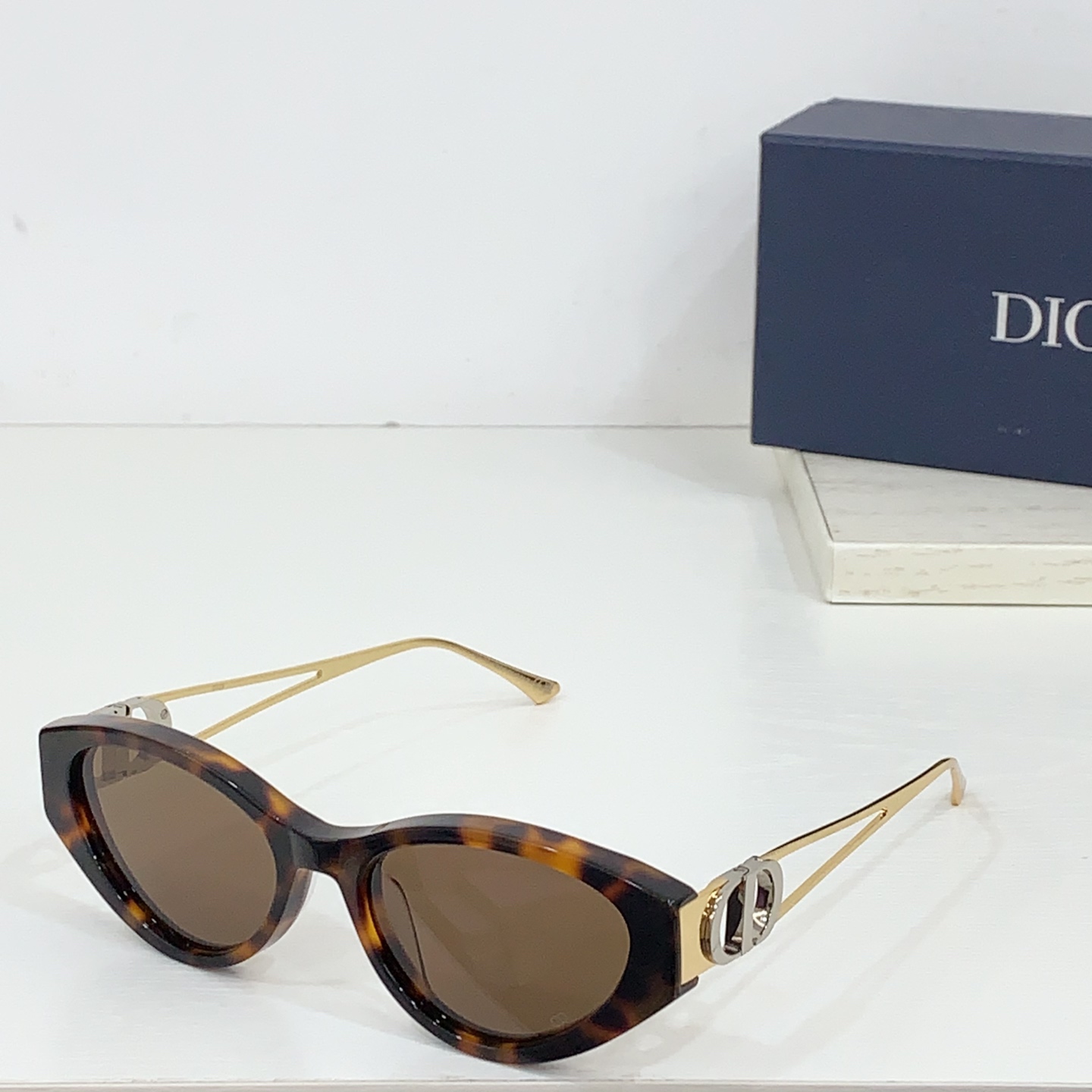  DIO*🌟🌟🌟MODEL：30Montaigne  B6I🌟🌟🌟SIZE：51口18-135🌟🌟🌟