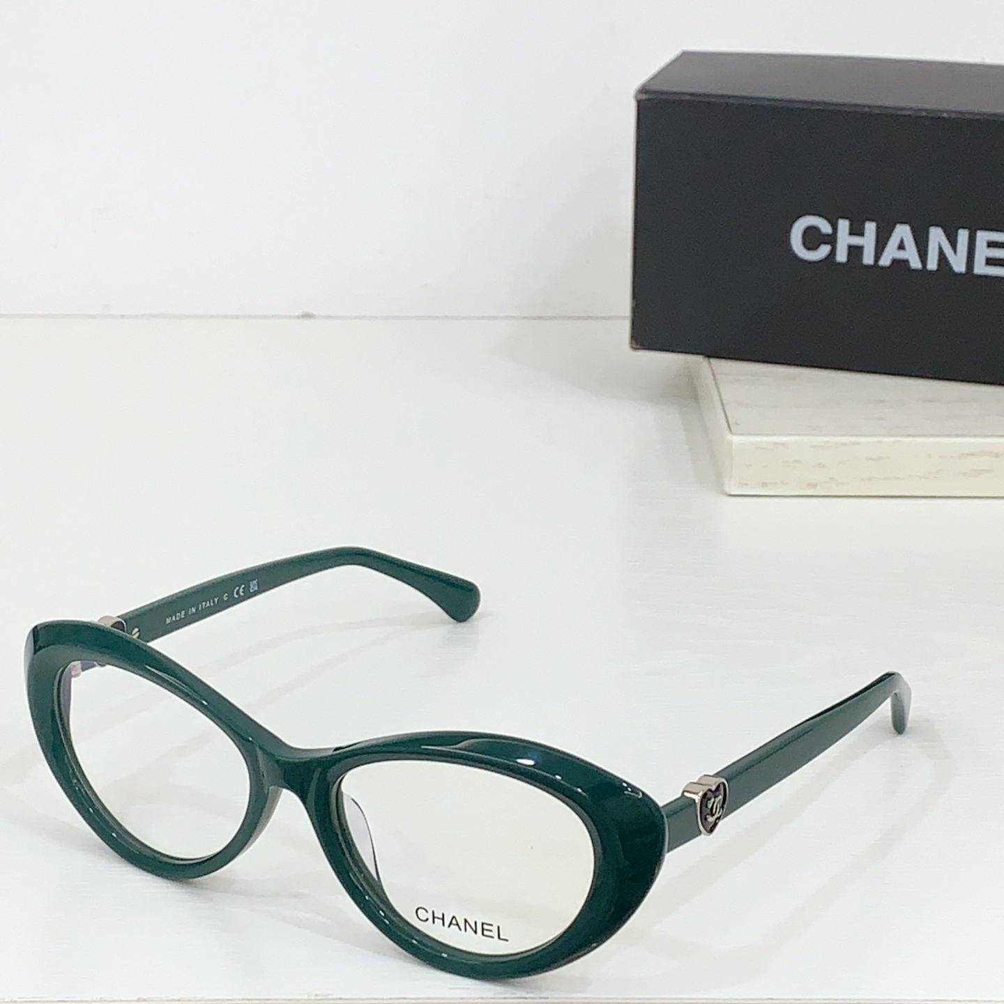 
 CHANE*
MODEL：3466
SIZE：52口17-145
