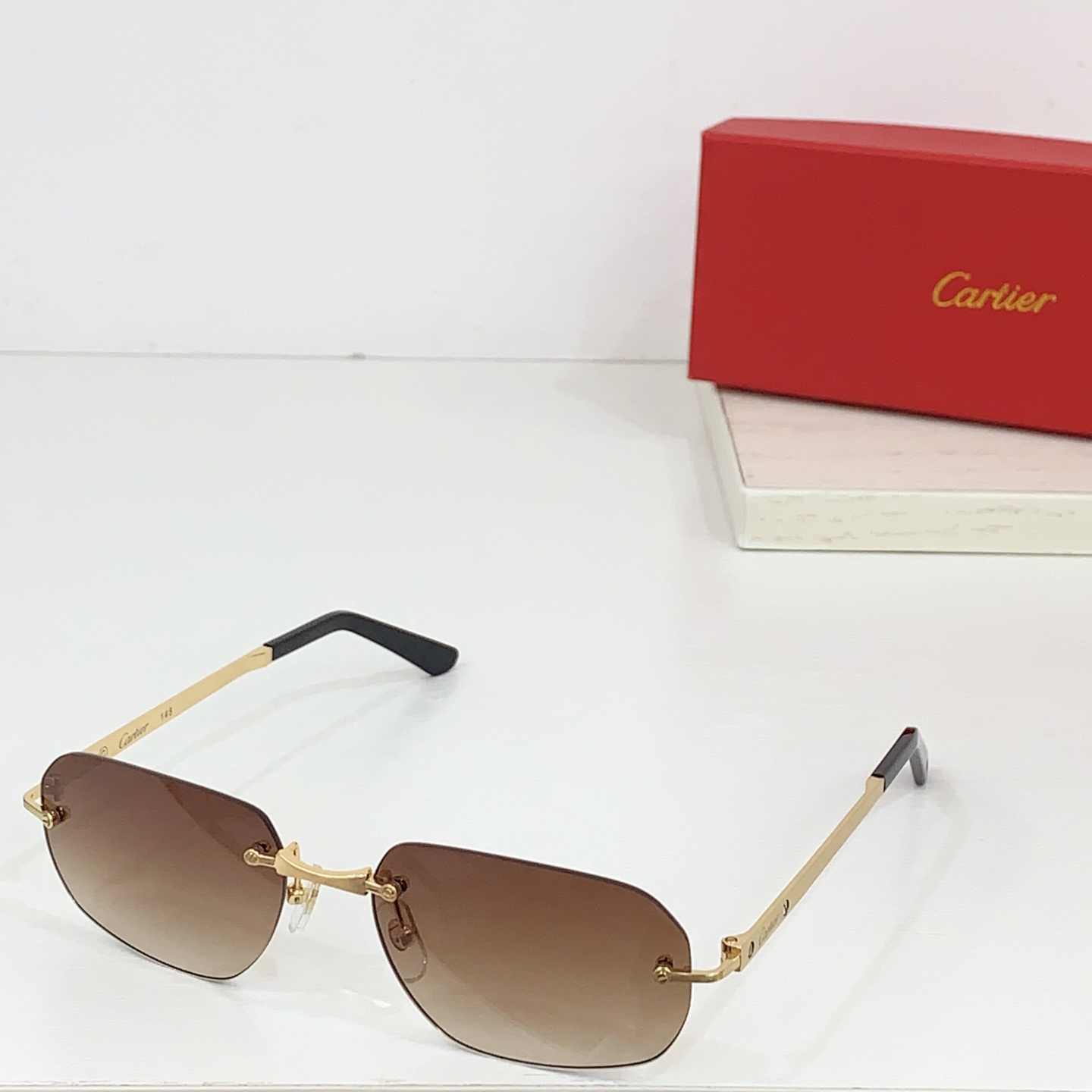  Cartie* 
MODEL：CT0570S  
SIZE：58口18-145
