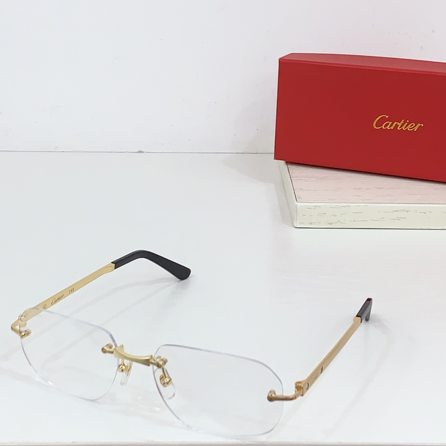  Cartie* 
MODEL：CT0570S  
SIZE：58口18-145
