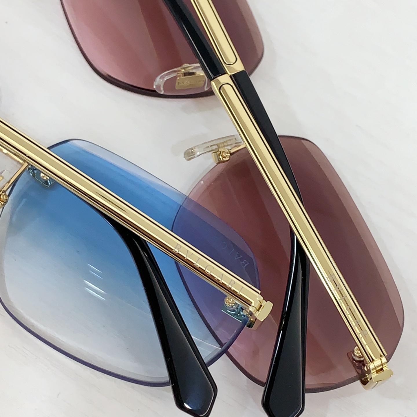  BVLGAR* 
MODEL：BV40128 
SIZE：59口15-140
