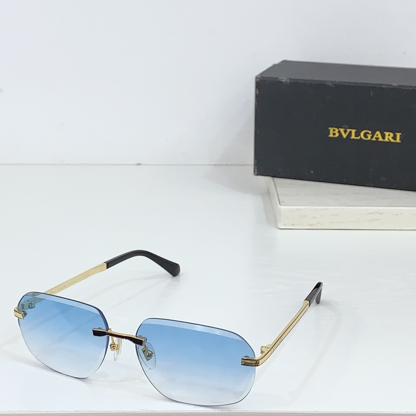  BVLGAR* 
MODEL：BV40128 
SIZE：59口15-140

