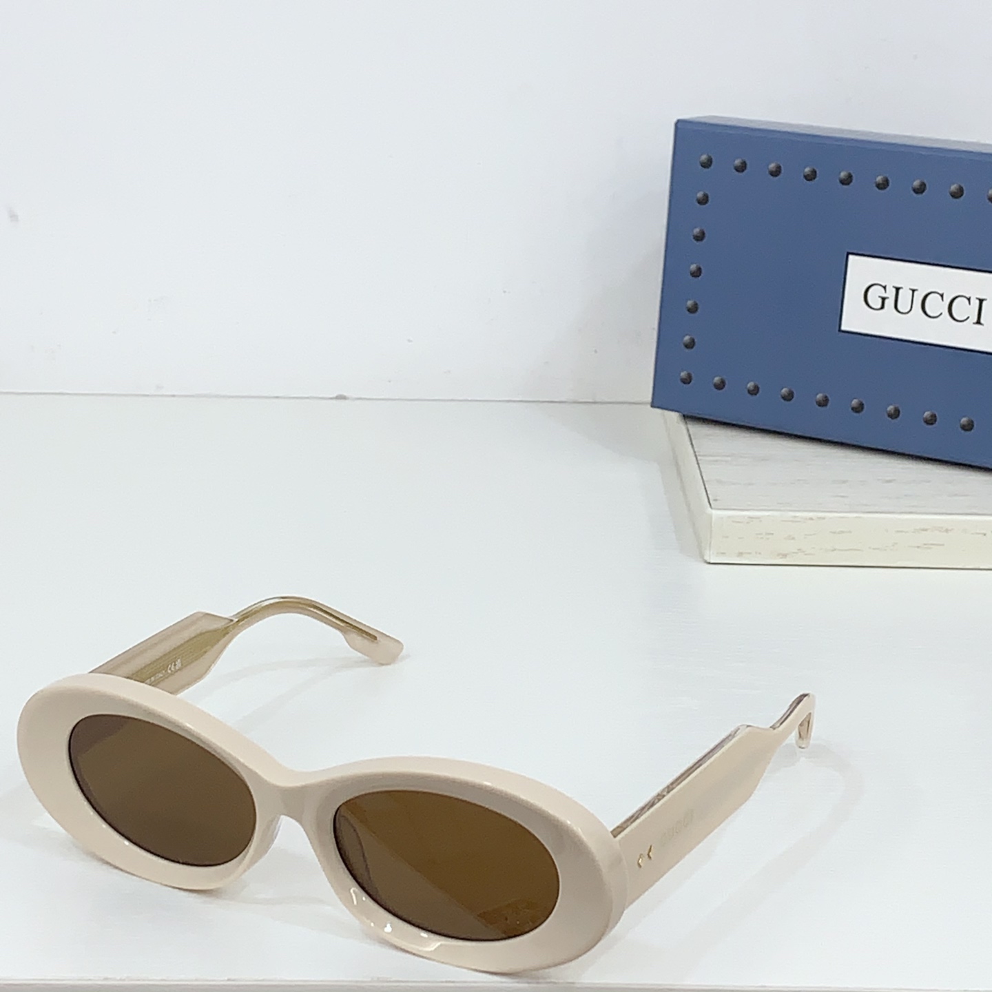  Gucc #新品 圆框
𝓰𝓾𝓬𝓬𝓲原版定制加厚板料
MODEL：GG1527S
SIZE：54口17-