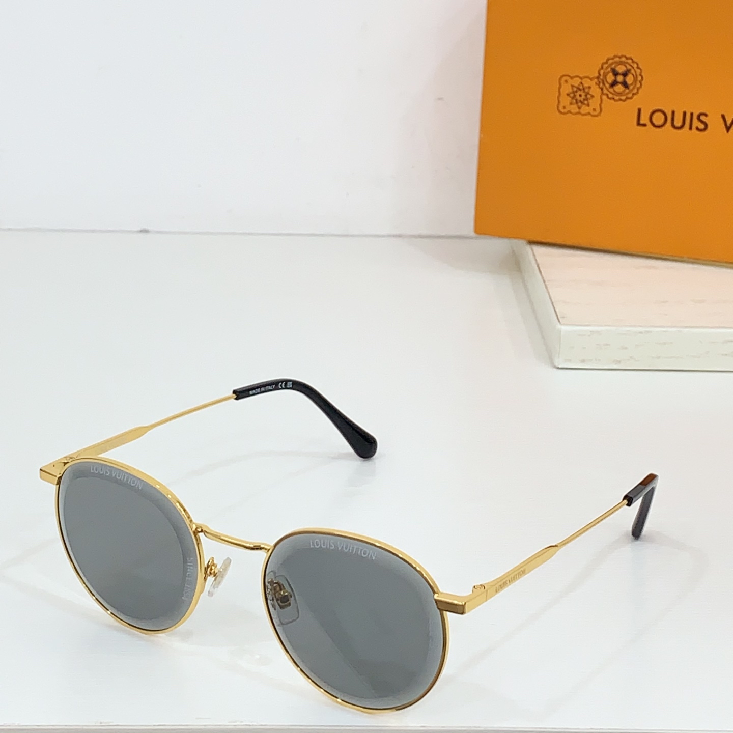  LOUIS VUITTO*✨✨✨MODEL：Z2608U✨✨✨ SIZE：52口21-145✨✨✨