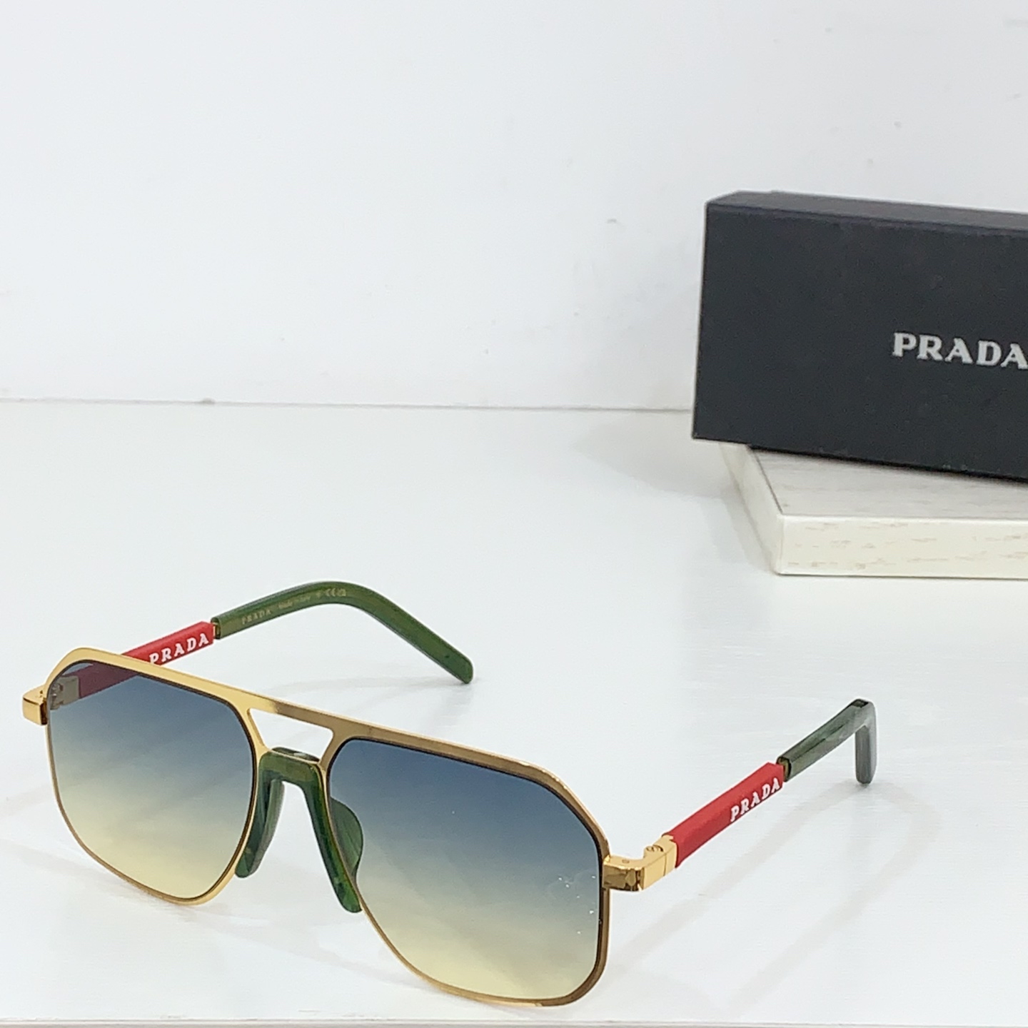 
 PRADA
MODEL：PR 179VS
SIZE：57口17-145
