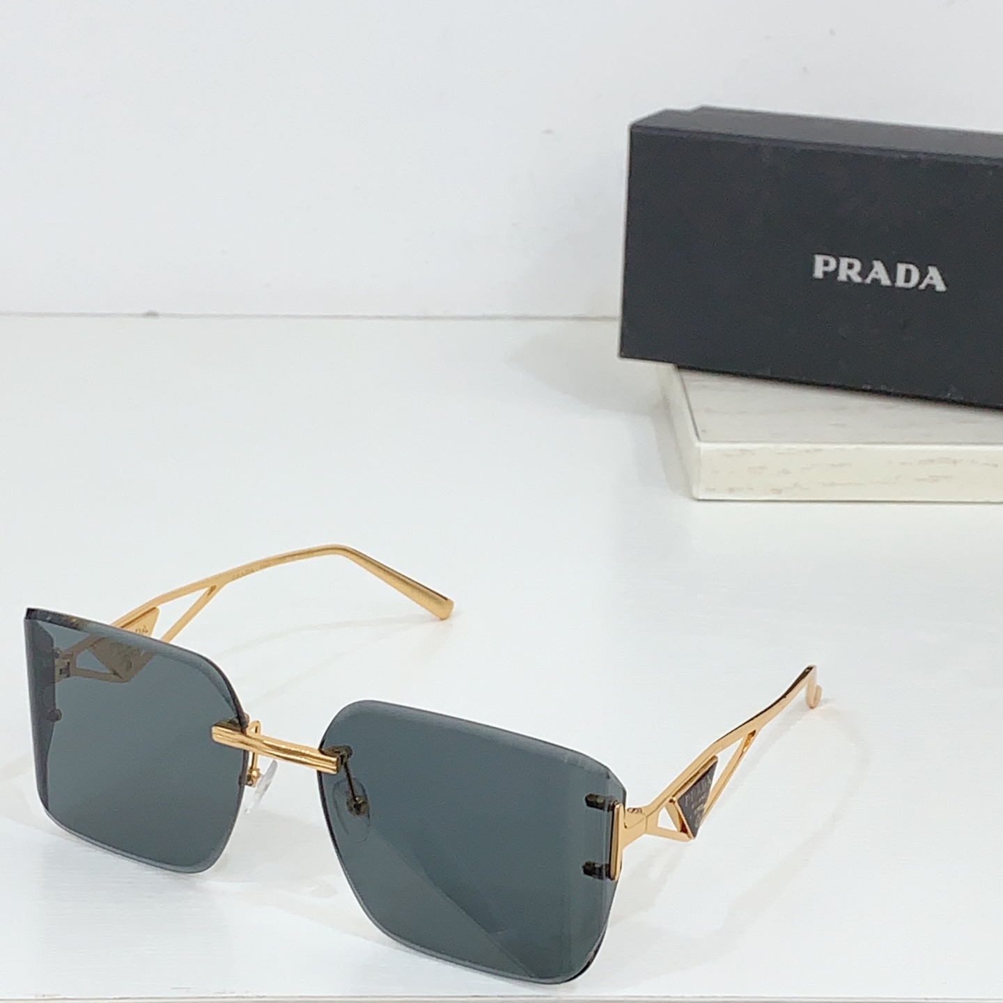  PRADA⭐️⭐️⭐️MODEL：PR 189VS⭐️⭐️⭐️SIZE：60口17-140⭐️⭐️⭐️