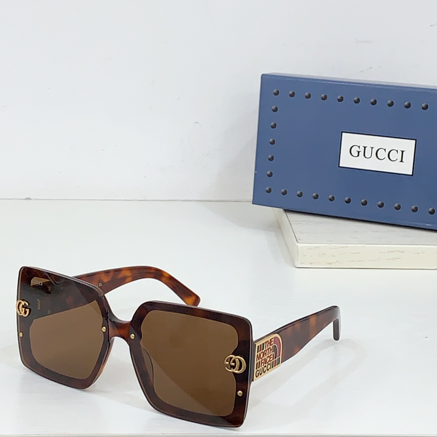  GUCC*
MODEL：GG1653
SIZE：68口12-142
