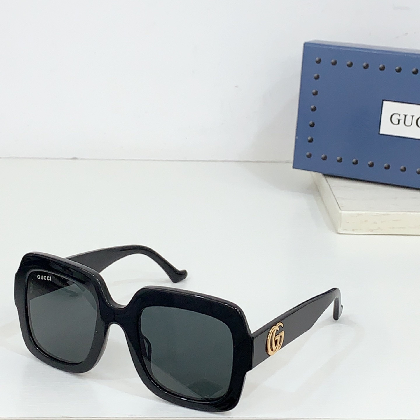  GUCC*
MODEL：GG1547
SIZE：146口0-122
