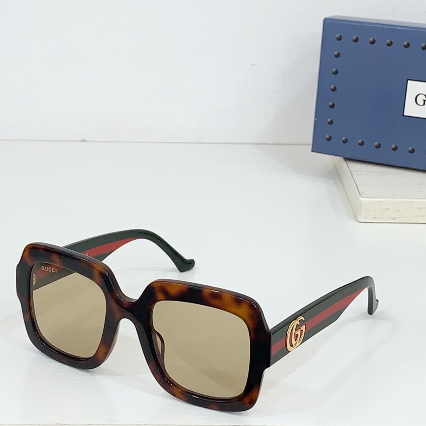  GUCC*
MODEL：GG1547
SIZE：146口0-122

