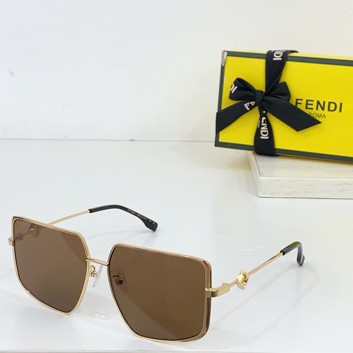  FEND* 
MODEL FE40148U 
SIZE59口15-145
