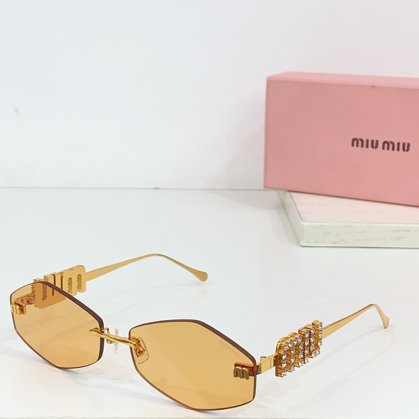 MIU MIU
MODELSMU 5692TS
SIZE：50口18-140
