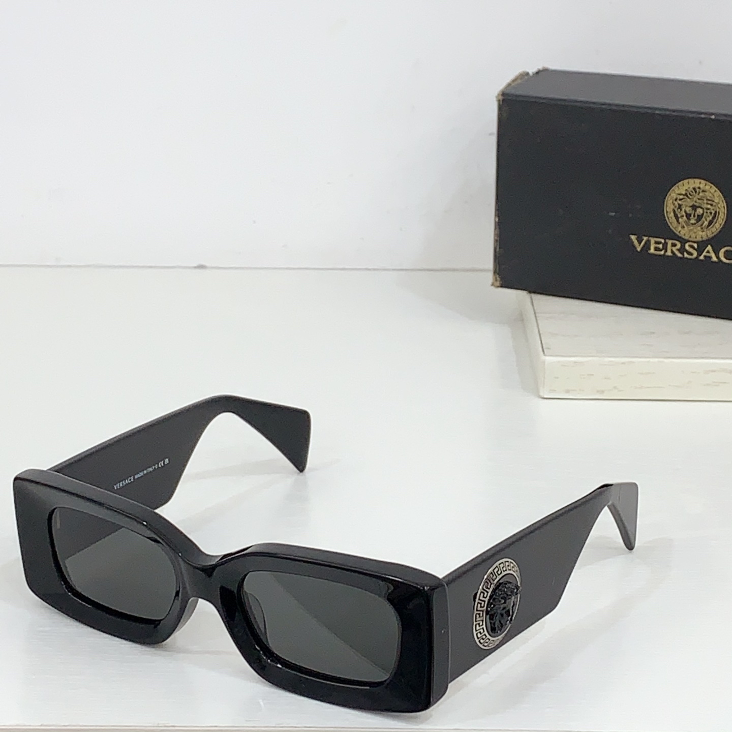  VERSAC*
MODVE4474U 
SIZE：52口20-145
