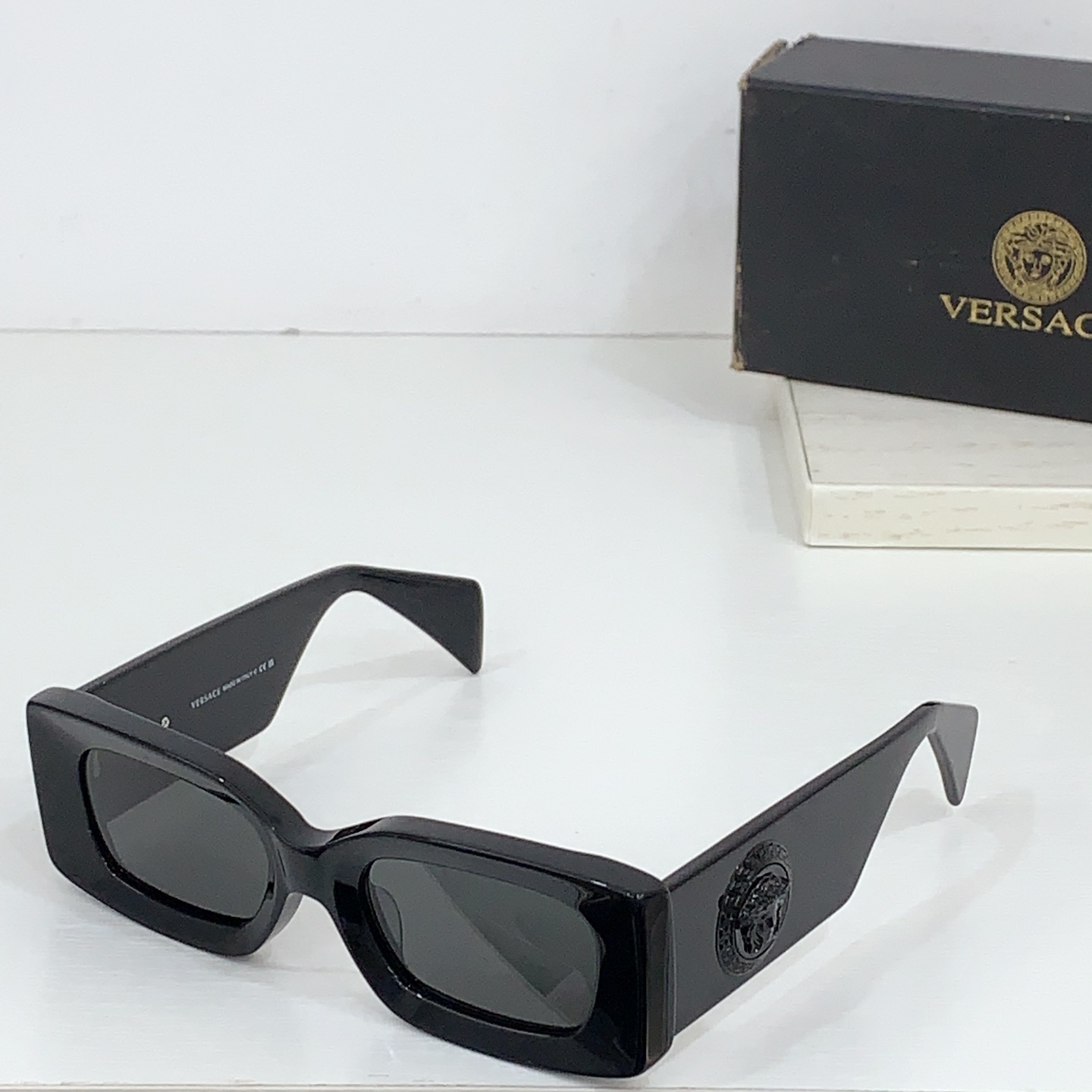  VERSAC*
MODVE4474U 
SIZE：52口20-145
