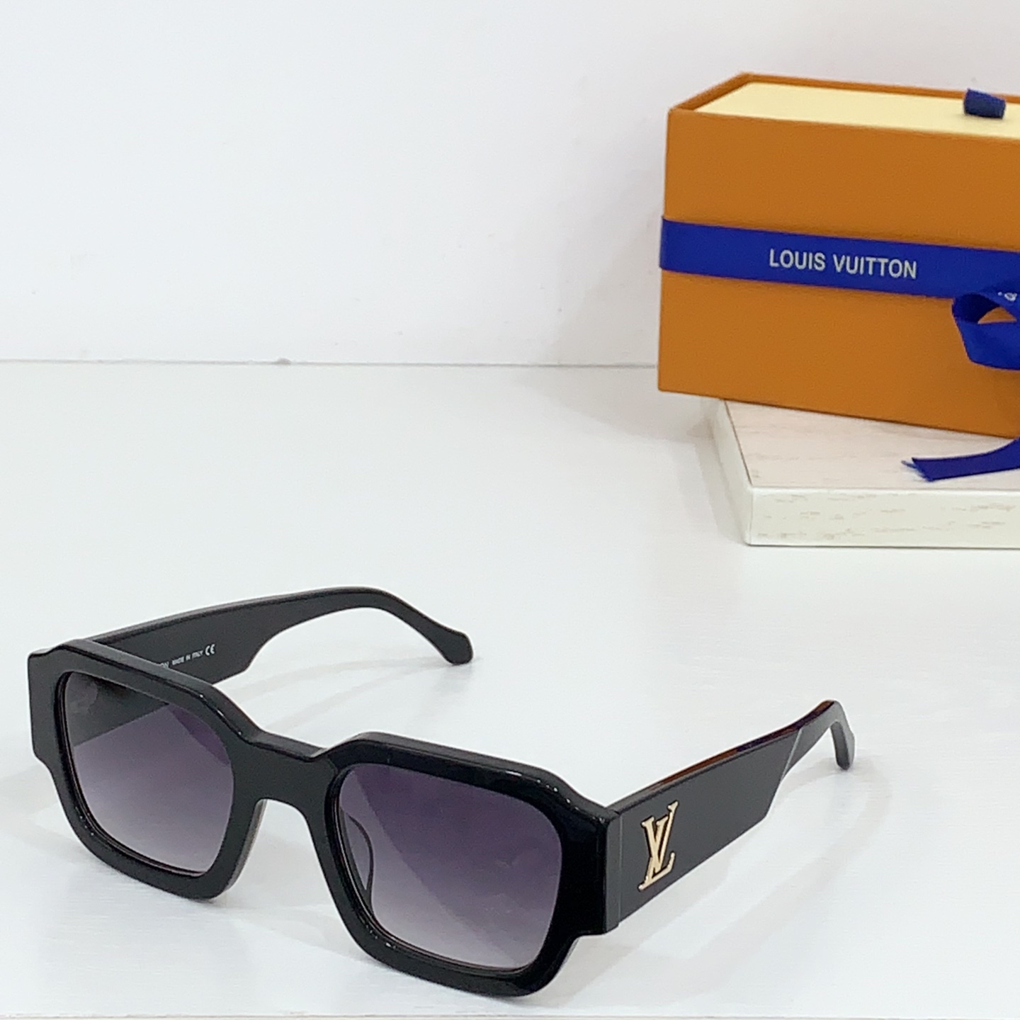 NO:242544,LOUIS VUITTONMODELZ2611E SIZE51 24-glasses sunglasses, glasses, louis vuitton19860909LOUIS VUITTONMODELZ2611E SIZE51口24-眼镜墨镜太阳镜,眼镜,louis vuitton,glasses