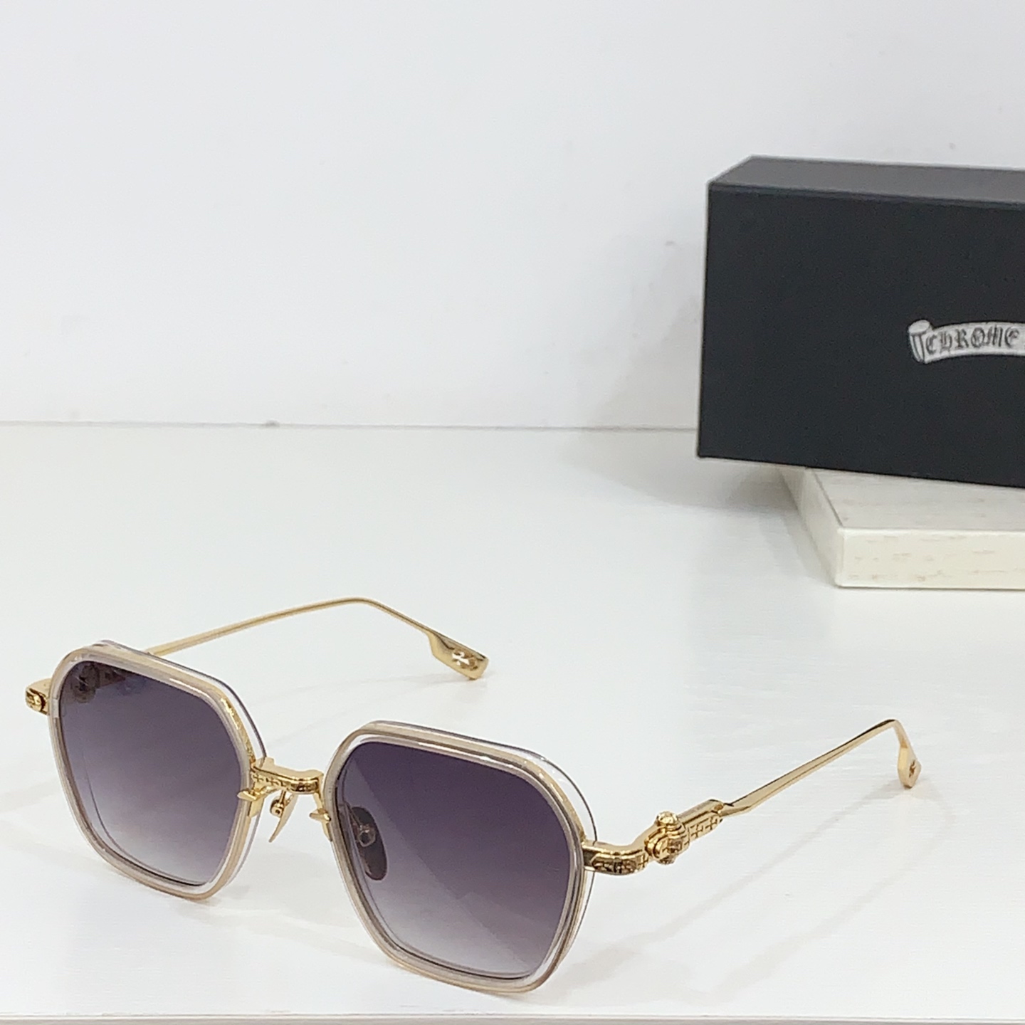 NO:242561,CHROME HEART* MODEL:DANGER ZONE SIZE53 port 21-141 Distribution mirror cloth~~ Glasses, sunglasses, glasses, chrome hearts19860909CHROME HEART* MODEL:DANGER ZONE SIZE53口21-141 配送镜布~~ 眼镜墨镜太阳镜,眼镜,chrome hearts,glasses