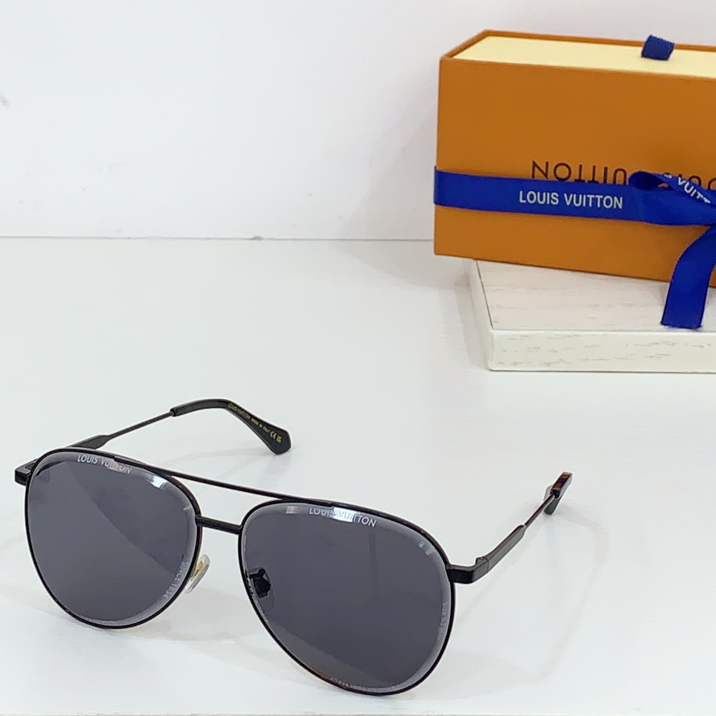 NO:243048,LOUIS VUITTON MODELZ2649U～Z2607U～Z2636U～Z2625U～Z2618U～SIZE63 port 13- glasses sunglasses sunglasses, glasses, louis vuitton19860909LOUIS VUITTON MODELZ2649U～Z2607U～Z2636U～Z2625U～Z2618U～ SIZE63口13- 眼镜墨镜太阳镜,眼镜,louis vuitton,glasses