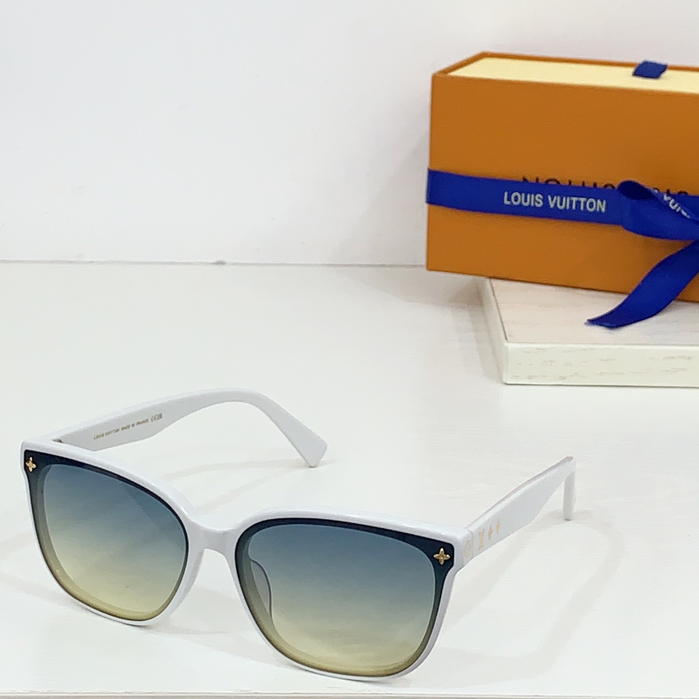 NO:243009,LOUIS VUITTO*MODELZ2136USIZE56 19-143 glasses sunglasses sunglasses, glasses, louis vuitton19860909LOUIS VUITTO*MODELZ2136USIZE56口19-143眼镜墨镜太阳镜,眼镜,louis vuitton,glasses