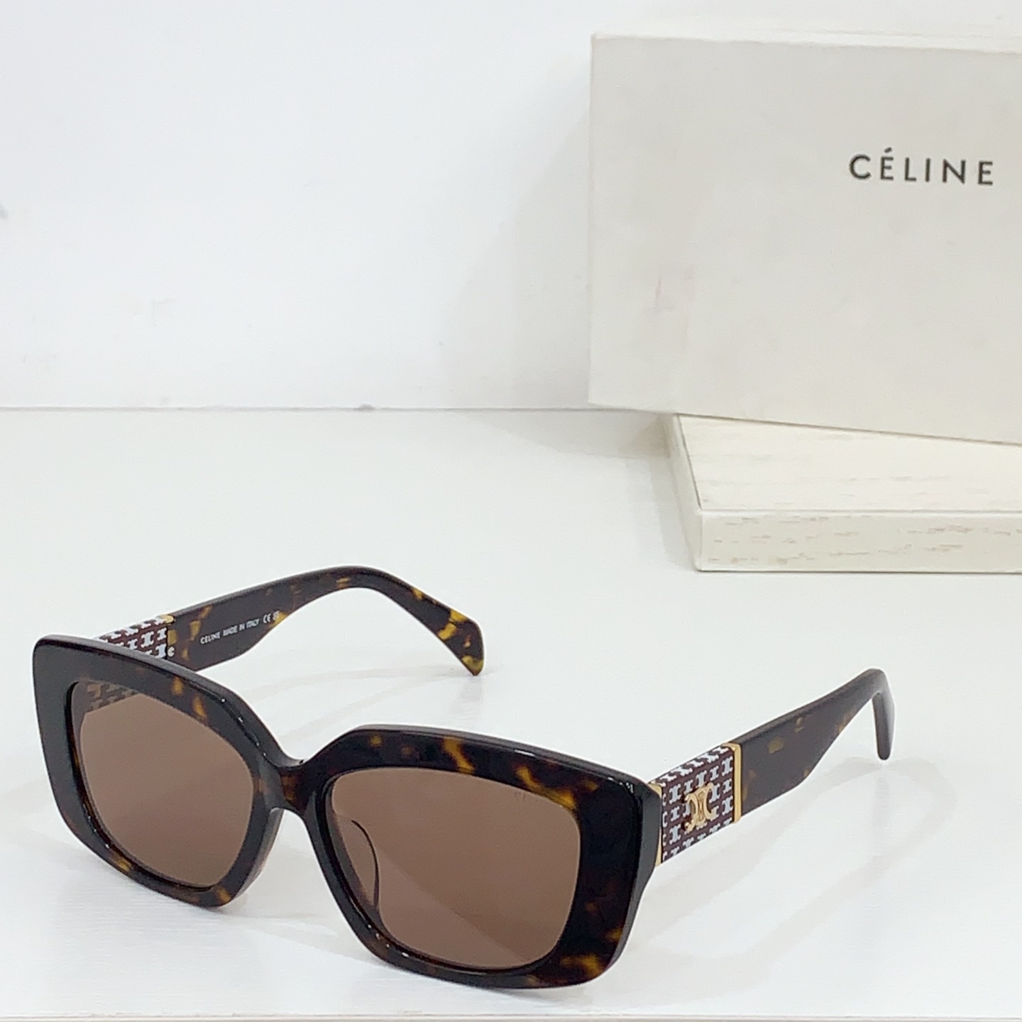 NO:243026,CELIN*MODEL:CL40168USIZE:56-mouth 20-glasses sunglasses, glasses, christian louboutin, celine19860909CELIN*MODEL:CL40168USIZE:56口20-眼镜墨镜太阳镜,眼镜,christian louboutin,celine,glasses