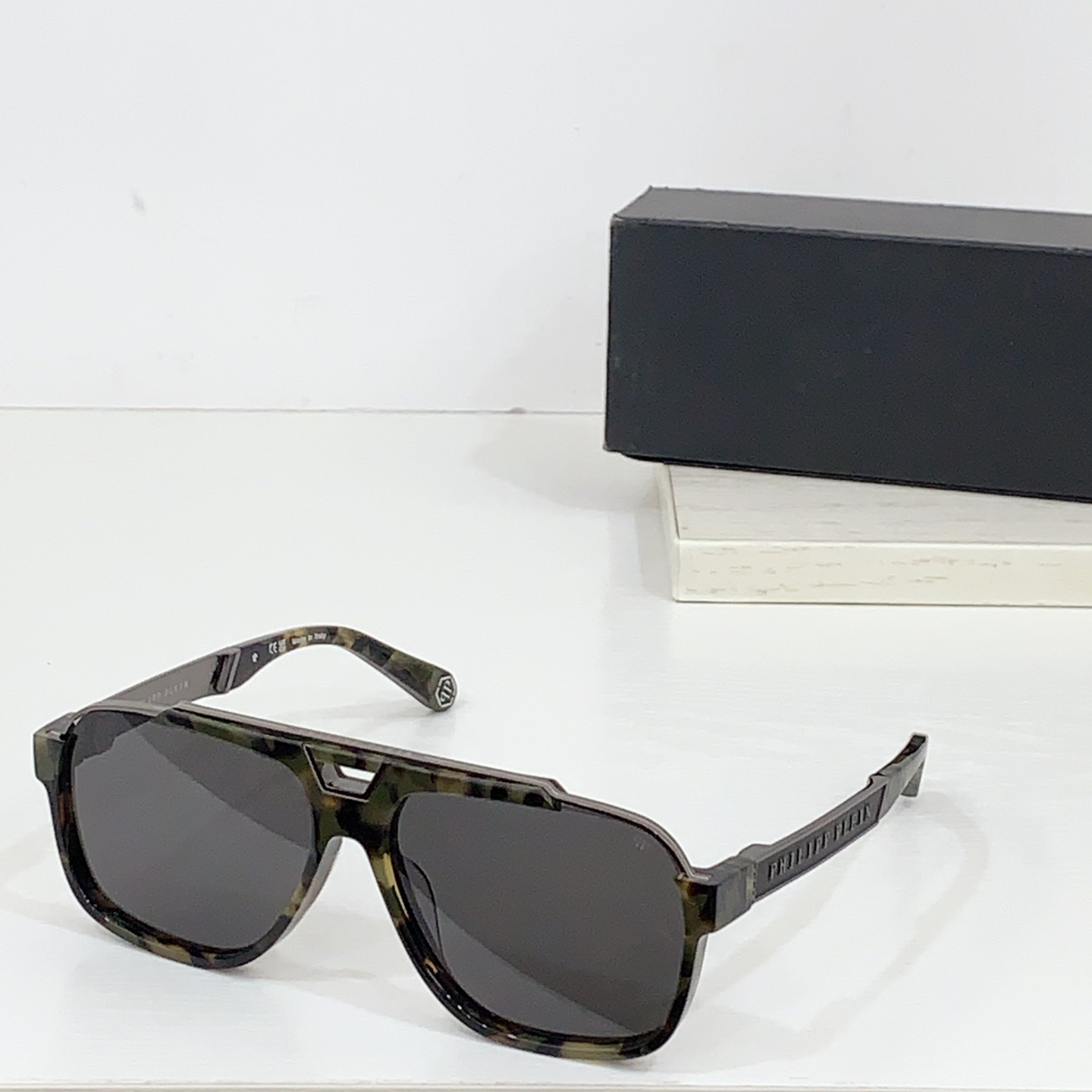 Philipp Plein Sunglasses: Metal Details, Brand Labels, Model SP118M, Size 61 16-145 - 图片 2