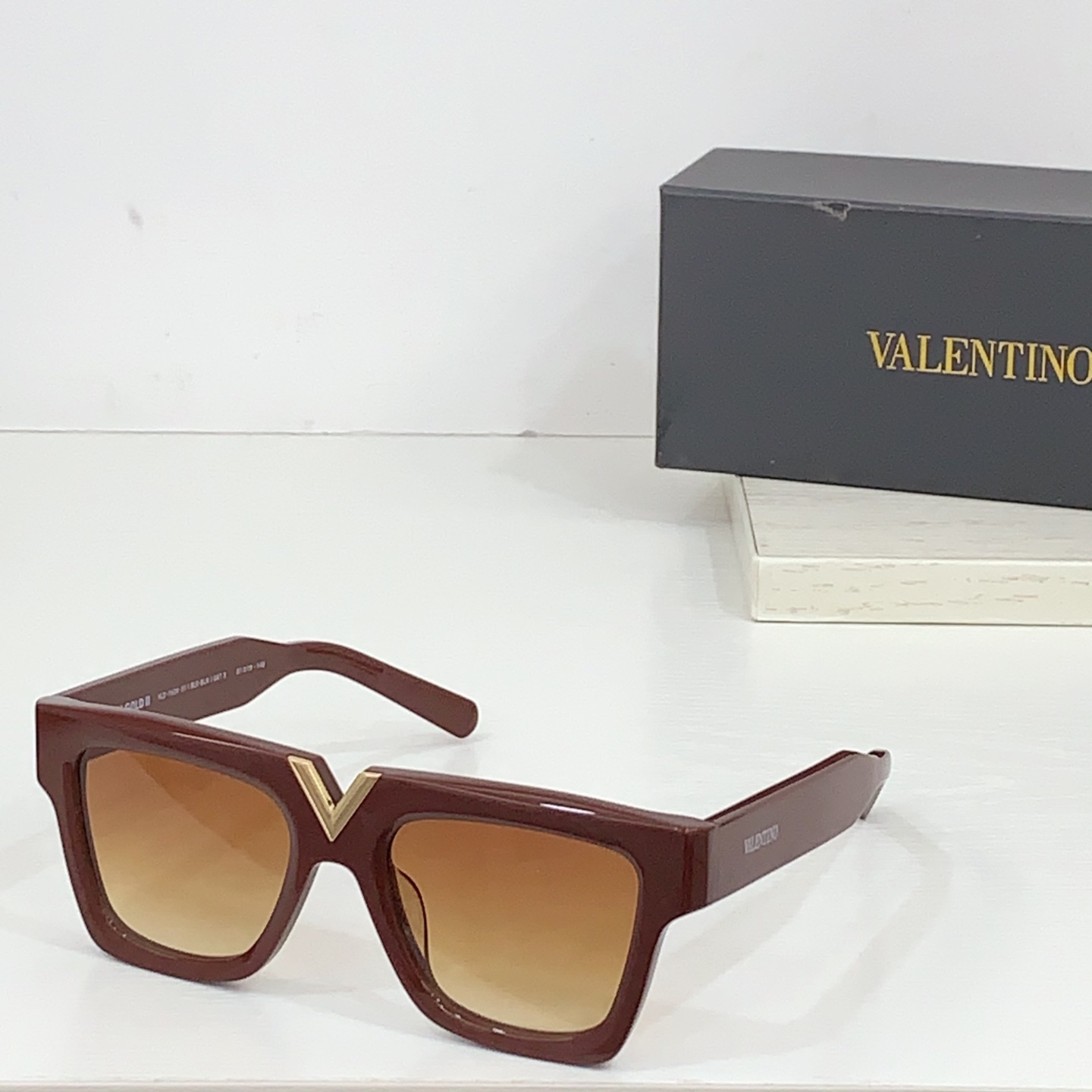P 326 VALENTIN* MODEL: VLS-162A⭐️⭐️⭐️SIZE: 51 19-145 - 图片 2