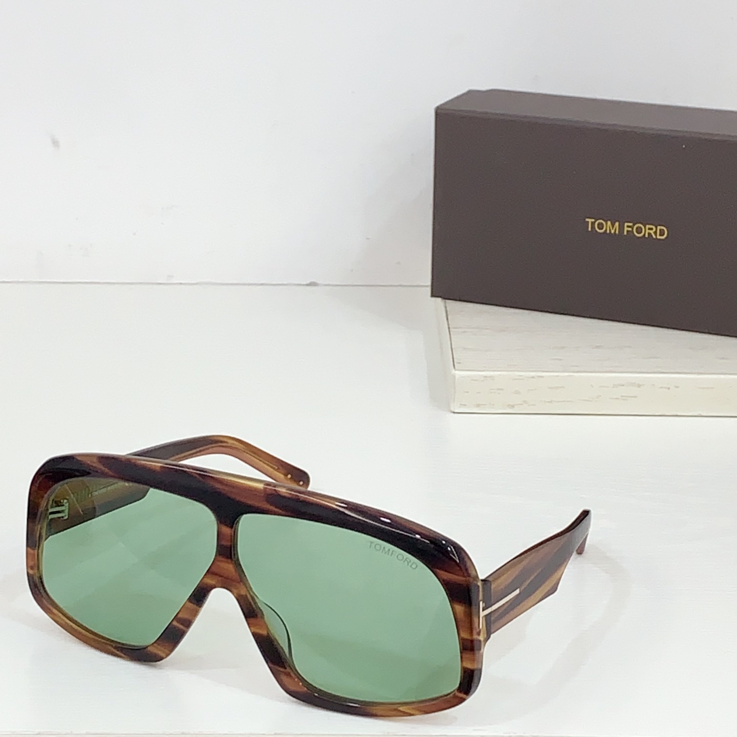 NO:244401,TOM FOR* official website original one to one Tom FOR* official website new model just arrived FT, Size78 4-classic fashionable board model, super cool frame The latest board large frame design, unique and handsome men and women's style is available in the most popular colors and multiple colors available, never out of date glasses, sunglasses, sunglasses, glasses, tom ford19860909TOM FOR*官网原版一比一 汤姆福*官网新款 刚刚到货 FT,Size78口4-经典时尚板材款,超酷框 最新款板材大框设计,独一无二帅气十足男女款采用时下最流行色多色可选 永不过时眼镜墨镜太阳镜,眼镜,tom ford,glasses