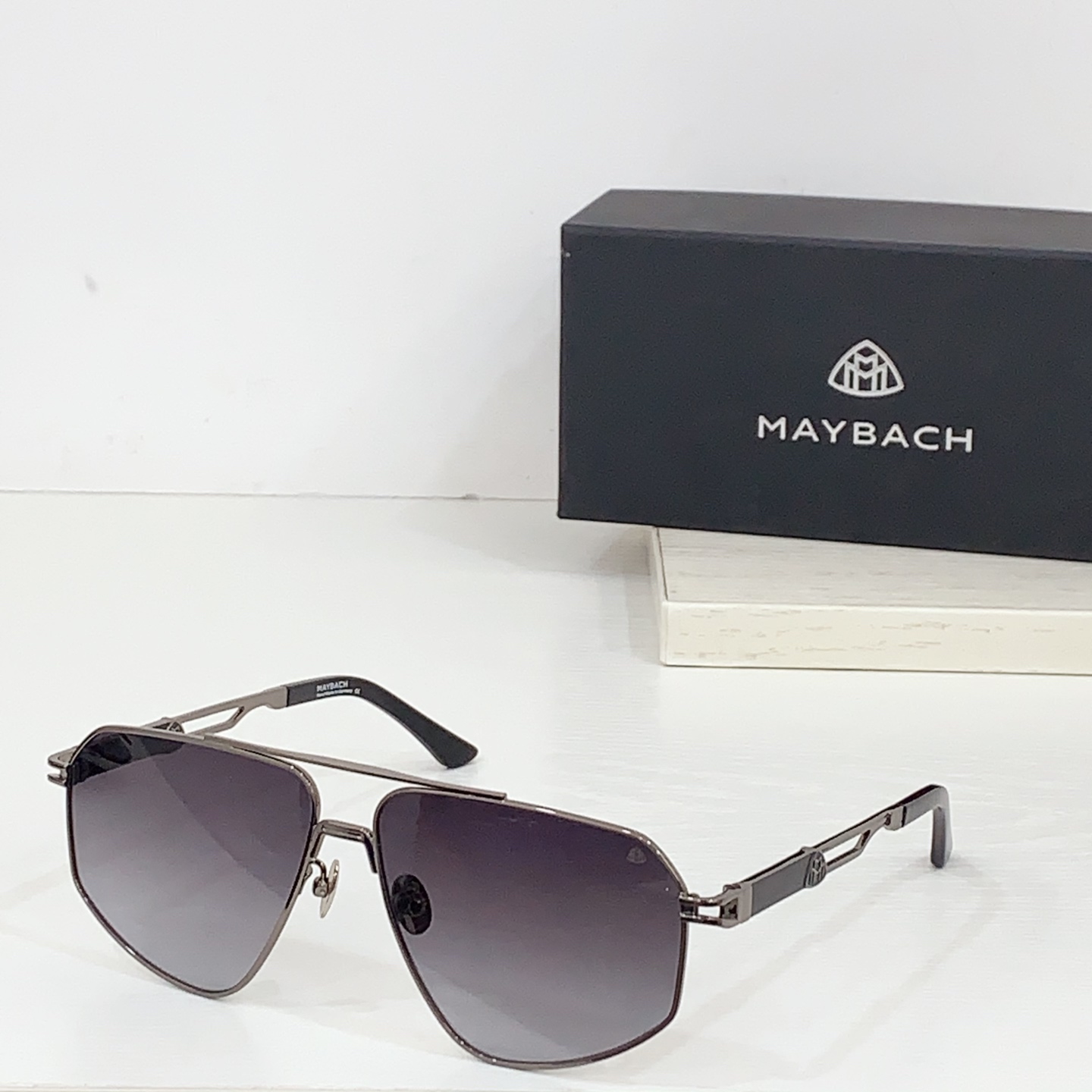 NO:244922,MAYBACH Maybach MODEL: Z30SIZE61 14-glasses sunglasses sunglasses, glasses19860909MAYBACH迈巴赫MODEL:Z30SIZE61口14-眼镜墨镜太阳镜,眼镜,glasses