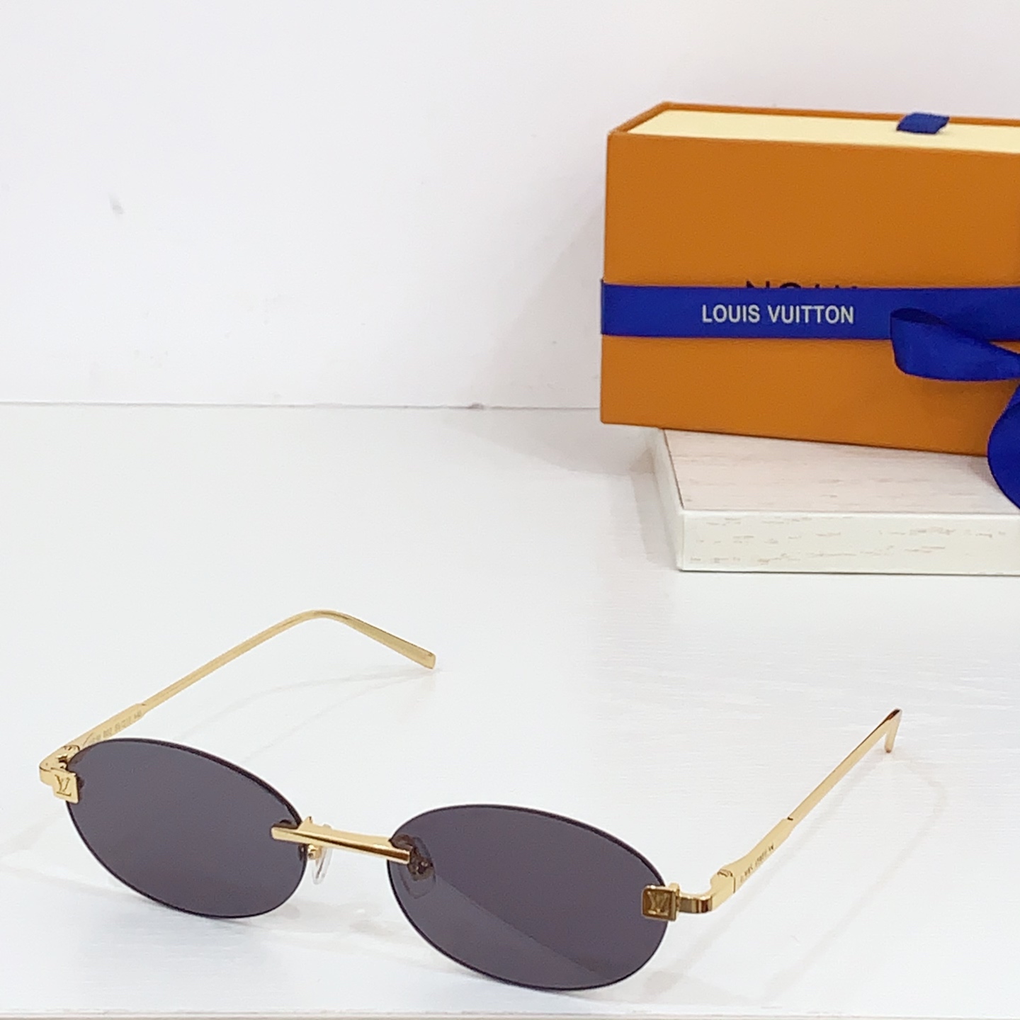 NO:244931,95 LOUIS VUITTO* MODELZ2193U SIZE55 port 17- glasses sunglasses sunglasses, glasses, louis vuitton1986090995 LOUIS VUITTO* MODELZ2193U SIZE55口17- 眼镜墨镜太阳镜,眼镜,louis vuitton,glasses