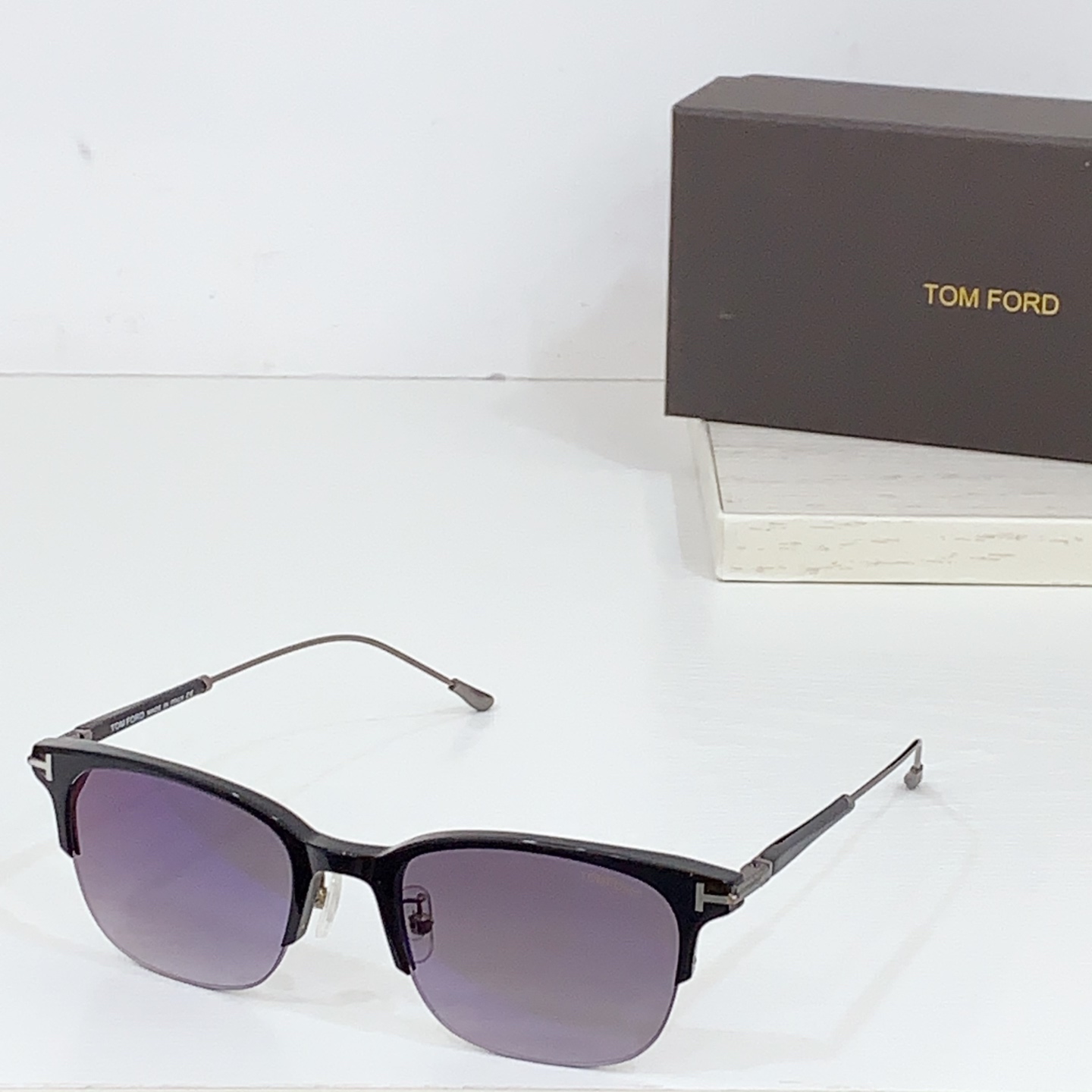 NO:244946,TOM FOR* Tom Home Official Website New TF Size52-Odd 21- Classic Fashion Use the most popular color glasses sunglasses, glasses, tom ford, tom ford19860909TOM FOR*汤姆家 官网新款 TF Size52口21- 经典时尚 采用时下最流行片色眼镜墨镜太阳镜,眼镜,tom ford,tom ford,glasses
