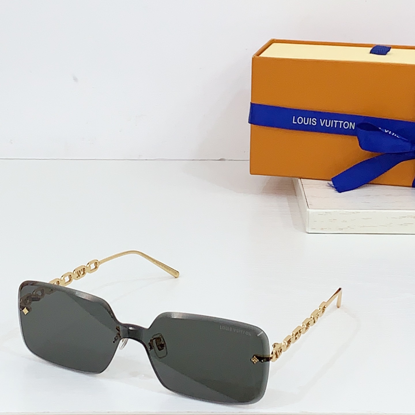 NO:244950,LOUIS VUITTO* MODELZ20330 SIZE146 Port 0 Glasses Sunglasses Sunglasses, Glasses, louis vuitton19860909LOUIS VUITTO* MODELZ20330 SIZE146口0 眼镜墨镜太阳镜,眼镜,louis vuitton,glasses