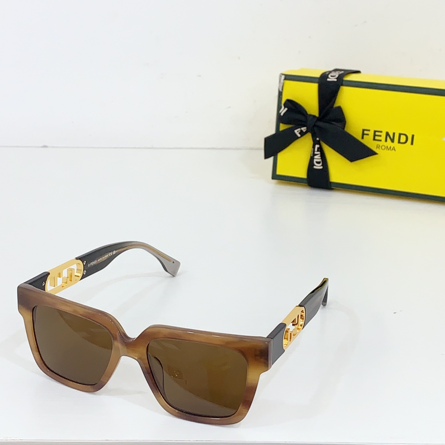 NO:247140,FEND*MODEL: FE40180ISIZE: 59-mouth 15-glasses sunglasses, glasses, fendi19860909FEND*MODEL: FE40180ISIZE:59口15-眼镜墨镜太阳镜,眼镜,fendi,glasses