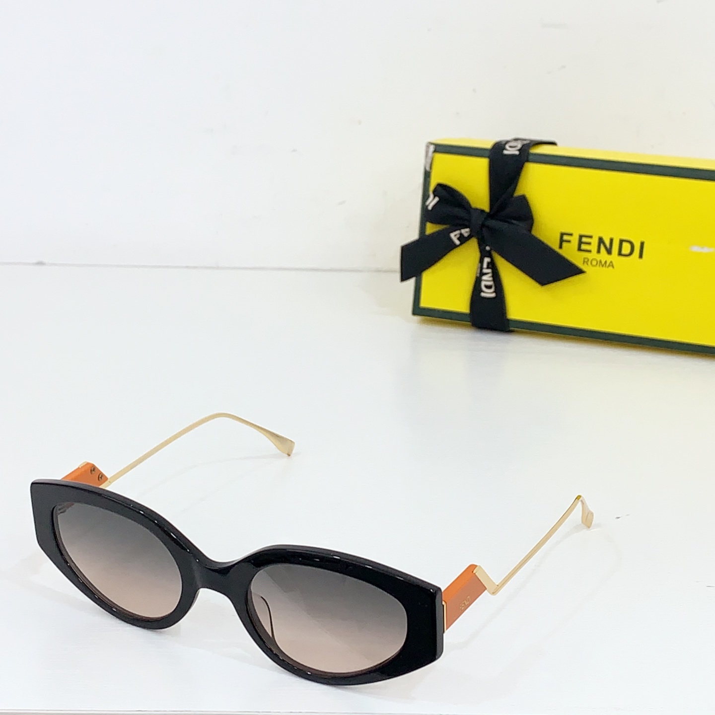 NO:247145,FEND*MODELFE SIZE51 port 23-142. Glasses sunglasses, glasses, fendi19860909FEND*MODELFE SIZE51口23-142 .眼镜墨镜太阳镜,眼镜,fendi,glasses