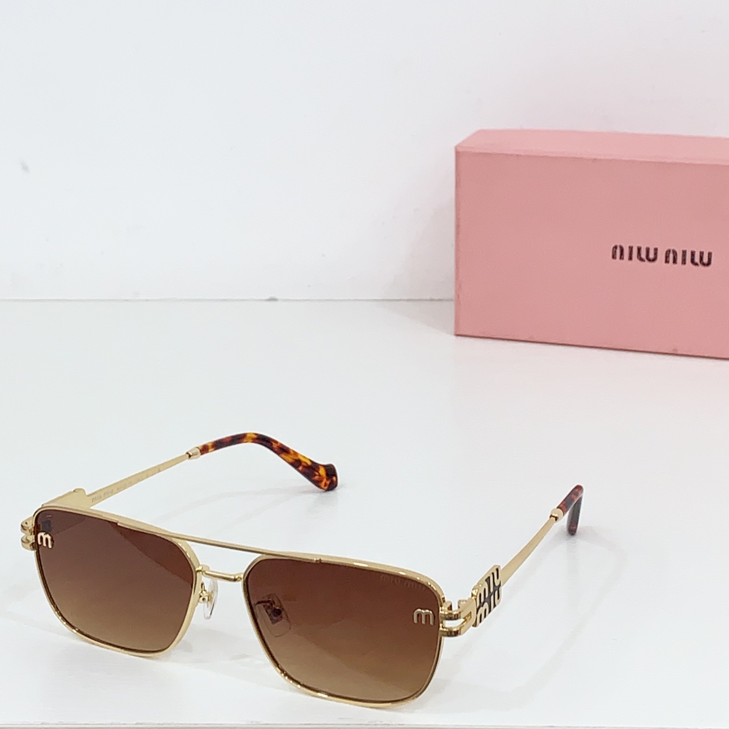 NO:248299,95 MIUMI* MODELSMU 90Z SIZE59-Odd 16-Glasses Sunglasses Sunglasses Sunglasses Sunglasses, Swimsuits, Swimsuits, Bikinis Glasses, Miumiu, Swimsuits, Bikinis1986090995 MIUMI* MODELSMU 90Z SIZE59口16- 眼镜墨镜太阳镜眼镜墨镜太阳镜,泳衣，泳裤，比基尼眼镜,miumiu,swimsuits,bikinis,glasses