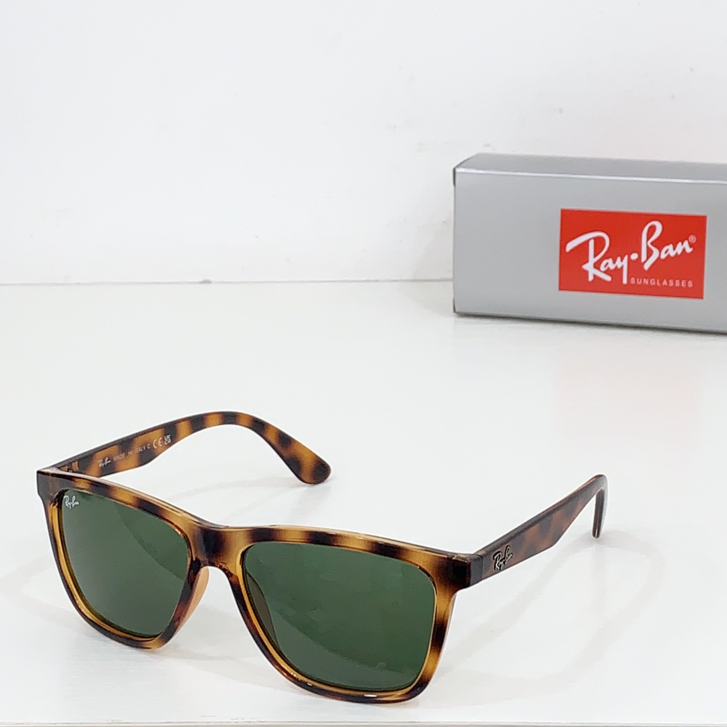 NO:248521,Rayban MODELRB4442I SIZE57-mouth 16 glasses sunglasses sunglasses sunglasses sunglasses, swimsuits, swimming trunks, bikini glasses, swimsuits, bikinis19860909Rayban MODELRB4442I SIZE57口16 眼镜墨镜太阳镜眼镜墨镜太阳镜,泳衣，泳裤，比基尼眼镜,swimsuits,bikinis,glasses