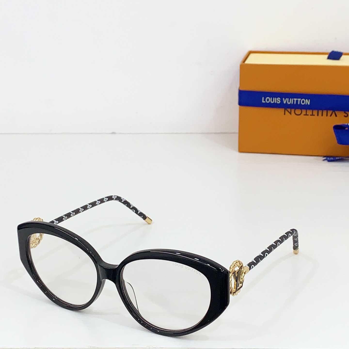 NO:248593,90 LOUIS VUITTO* MODELZ2816U SIZE57 16- Glasses Sunglasses Sunglasses Sunglasses Sunglasses, Swimsuits, Swimsuits, Bikini Glasses, Louis vuitton, Swimsuits, Bikinis1986090990 LOUIS VUITTO* MODELZ2816U  SIZE57口16- 眼镜墨镜太阳镜眼镜墨镜太阳镜,泳衣，泳裤，比基尼眼镜,louis vuitton,swimsuits,bikinis,glasses