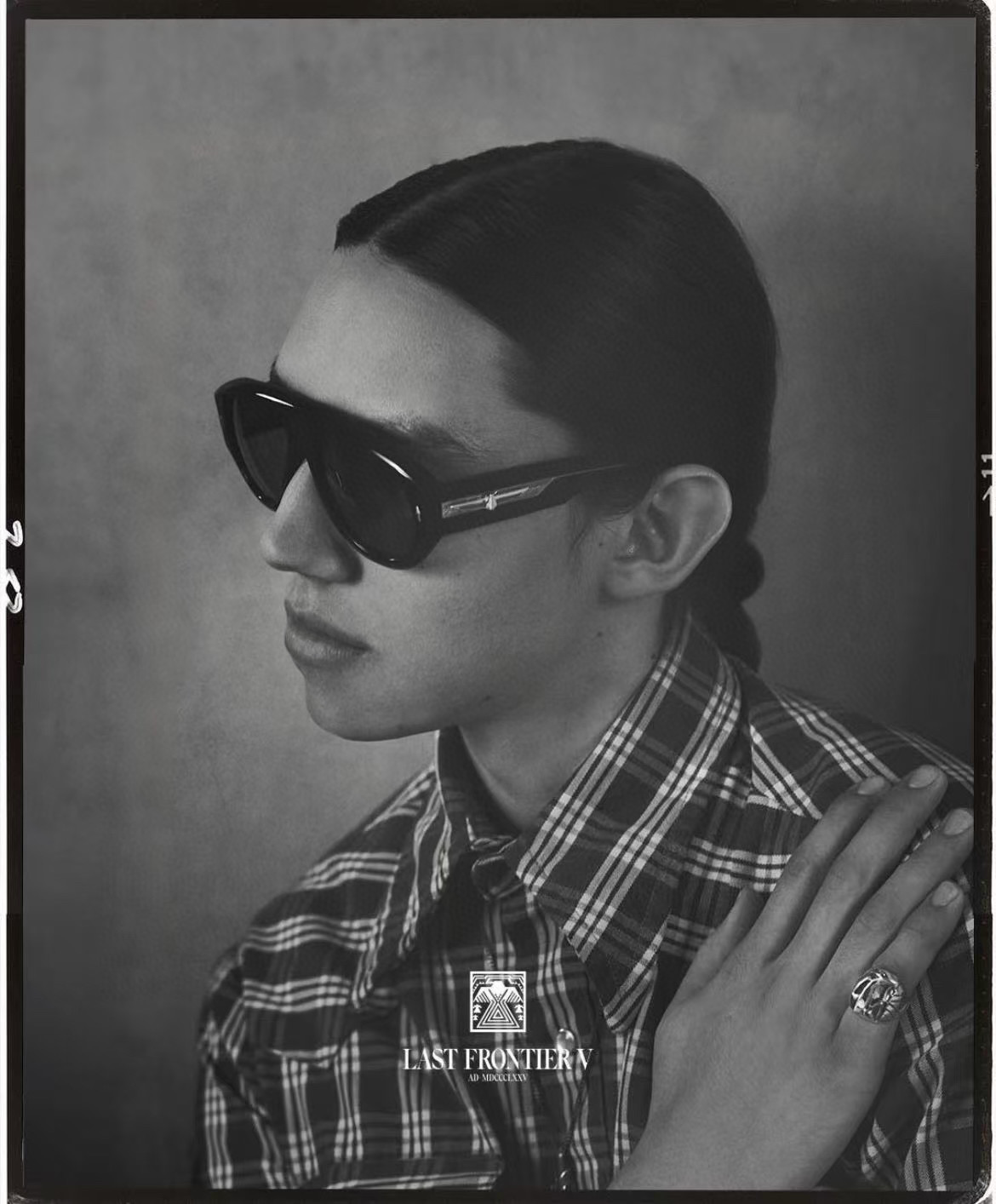 JACQUES MARIE MAGMODEL:BANDITSIZE：47口26