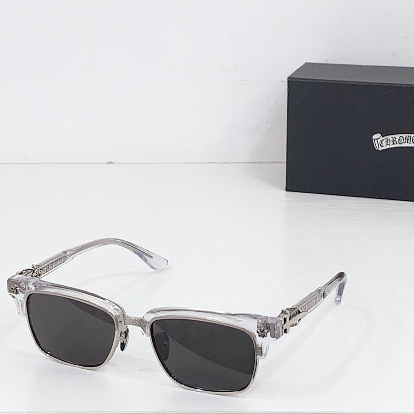 NO:250000,Chrome Heart* Titanium rack~ MODELCH8206 SIZE54 port 18- glasses sunglasses sunglasses, glasses, chrome hearts19860909Chrome Heart*钛架～ MODELCH8206 SIZE54口18- 眼镜墨镜太阳镜,眼镜,chrome hearts,glasses