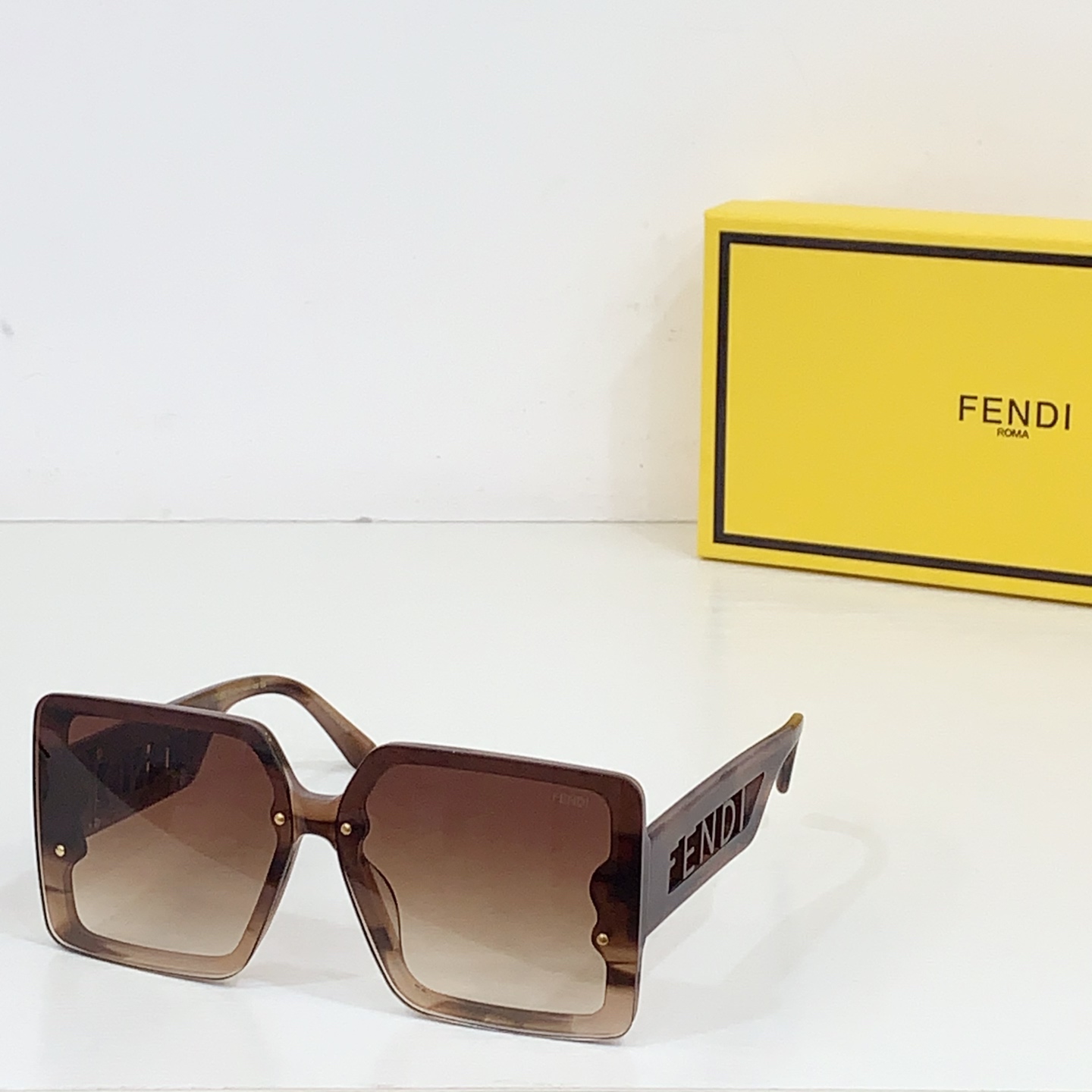 NO:251182,FEND*MODEL: FE50076F SIZE: 55-mouth 19-glasses sunglasses, glasses, fendi19860909FEND*MODEL: FE50076F SIZE:55口19-眼镜墨镜太阳镜,眼镜,fendi,glasses