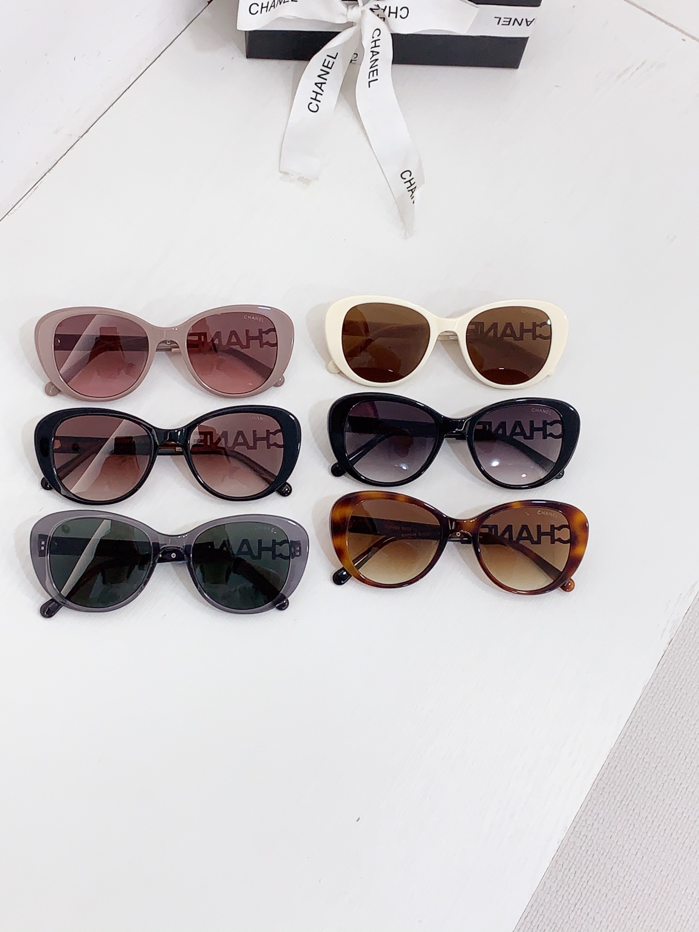 Imagen de todos los colores Modelo: CH8048