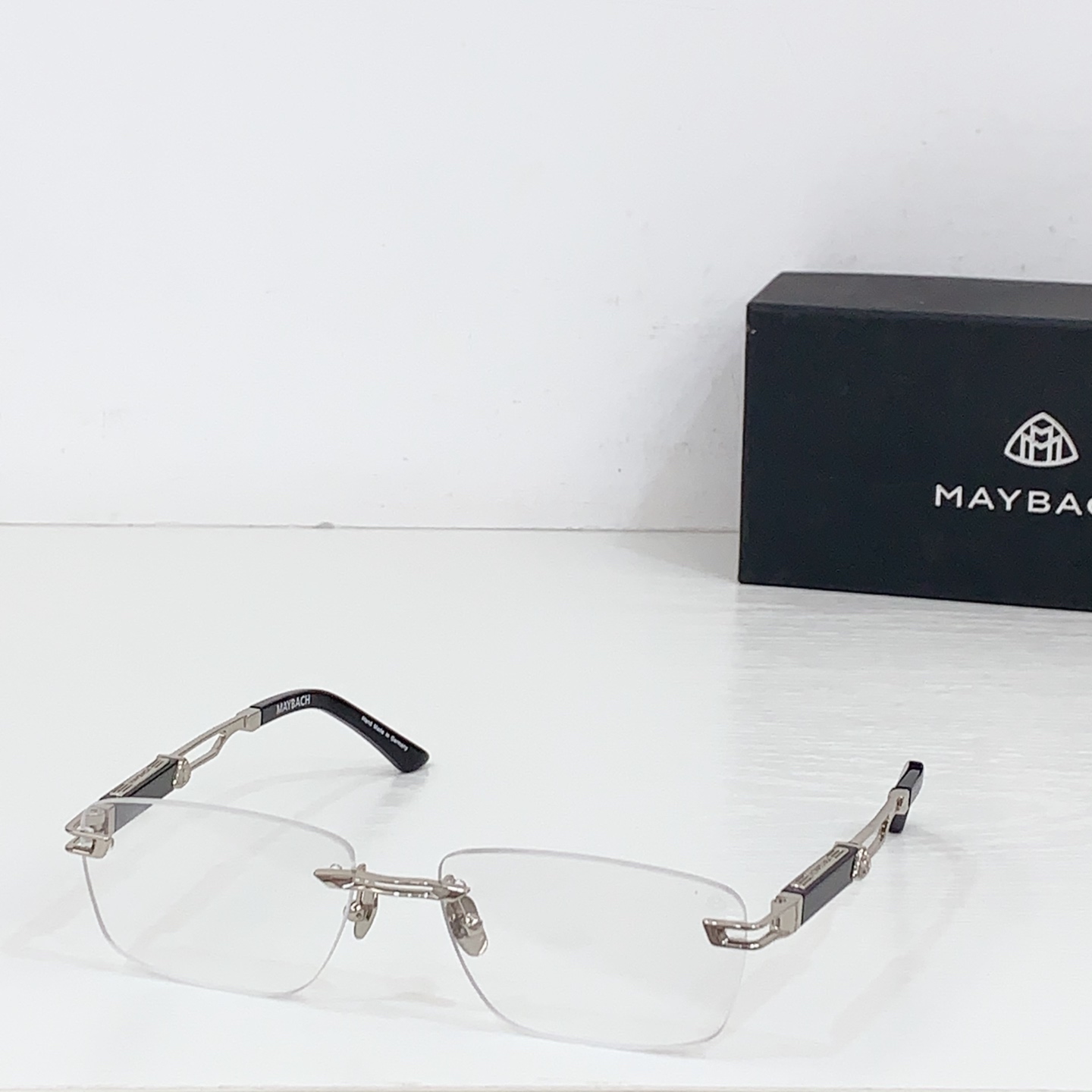 NO:251980,MAYBACH Maybach MODEL: THE IDEALIST ISIZE56-Odd 18-Glasses Sunglasses Sunglasses, Glasses19860909MAYBACH迈巴赫MODEL:THE IDEALIST ISIZE56口18-眼镜墨镜太阳镜,眼镜,glasses