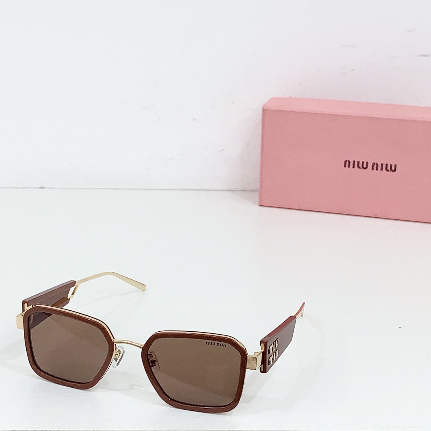 NO:252076,MiuMi* MODELSMU64WS SIZE51 port 22- glasses sunglasses sunglasses, glasses, miumiu19860909MiuMi* MODELSMU64WS SIZE51口22- 眼镜墨镜太阳镜,眼镜,miumiu,glasses