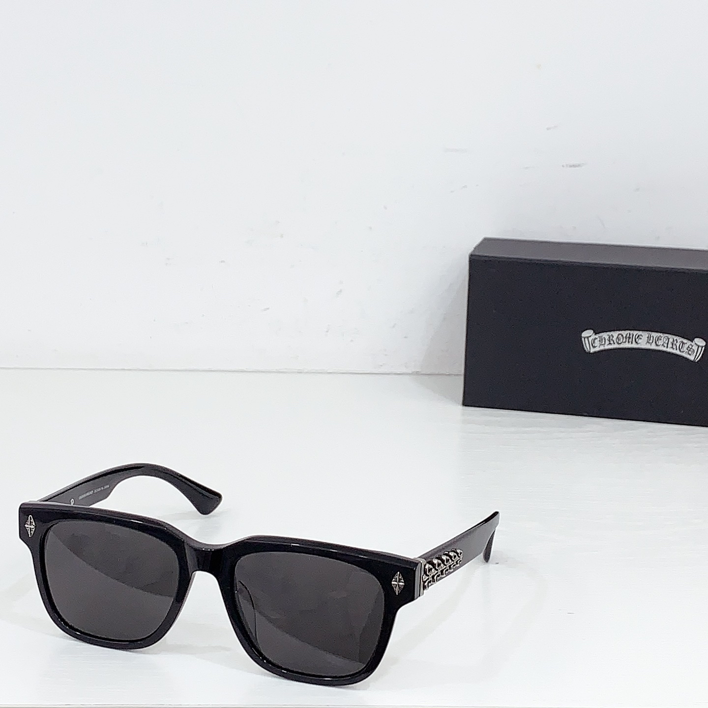 NO:252072,CHROME HEART* MODELGIVENHED II SIZE52-Odd 19-Glasses sunglasses, glasses, givennchy, chrome hearts19860909CHROME HEART* MODELGIVENHED II SIZE52口19- 眼镜墨镜太阳镜,眼镜,givenchy,chrome hearts,glasses