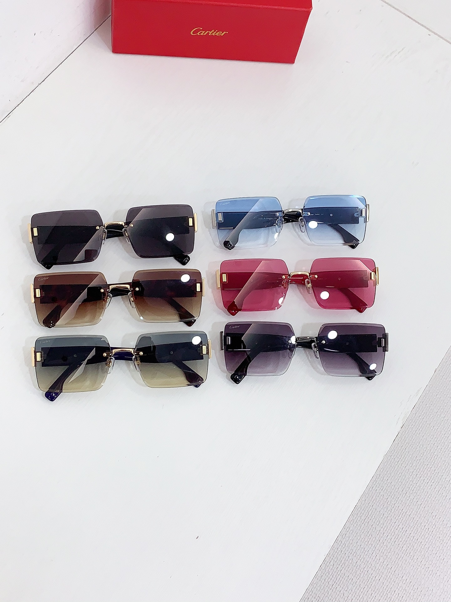Imagen de todos los colores Modelo: CT0636S