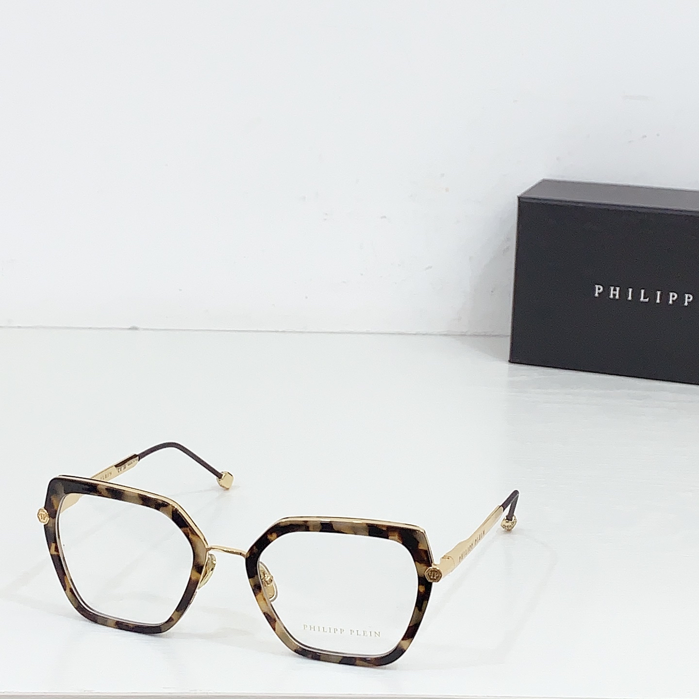 NO:253324,175 PHILIPP PLEINMODEL:VPSSIZE:54-door 19-140 glasses sunglasses sunglasses, glasses19860909175 PHILIPP PLEINMODEL:VPSSIZE:54口19-140眼镜墨镜太阳镜,眼镜,glasses