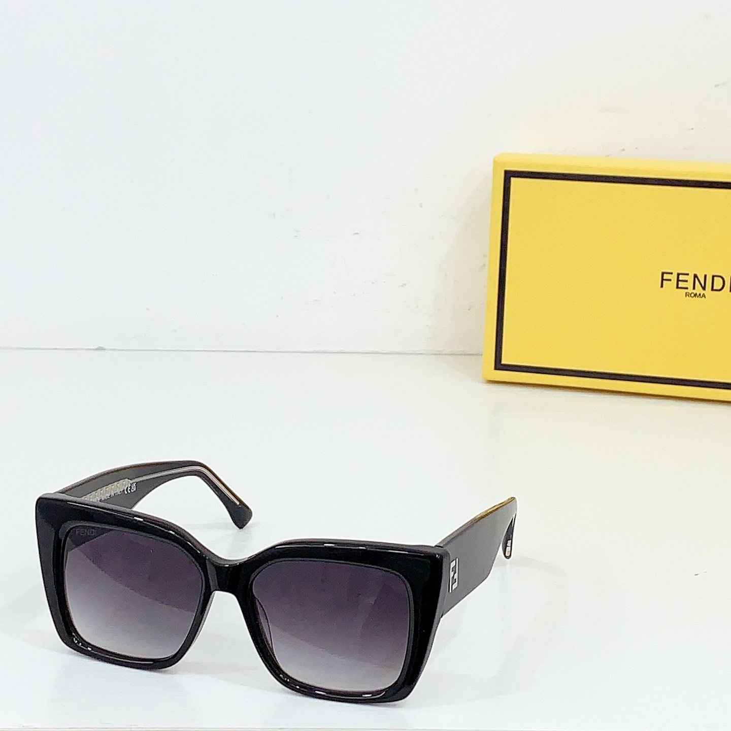 NO:253329,FEND* MODEL: FF 0052 SIZE: 54-mouth 16- Glasses sunglasses, glasses, fendi19860909FEND* MODEL: FF 0052 SIZE:54口16- 眼镜墨镜太阳镜,眼镜,fendi,glasses