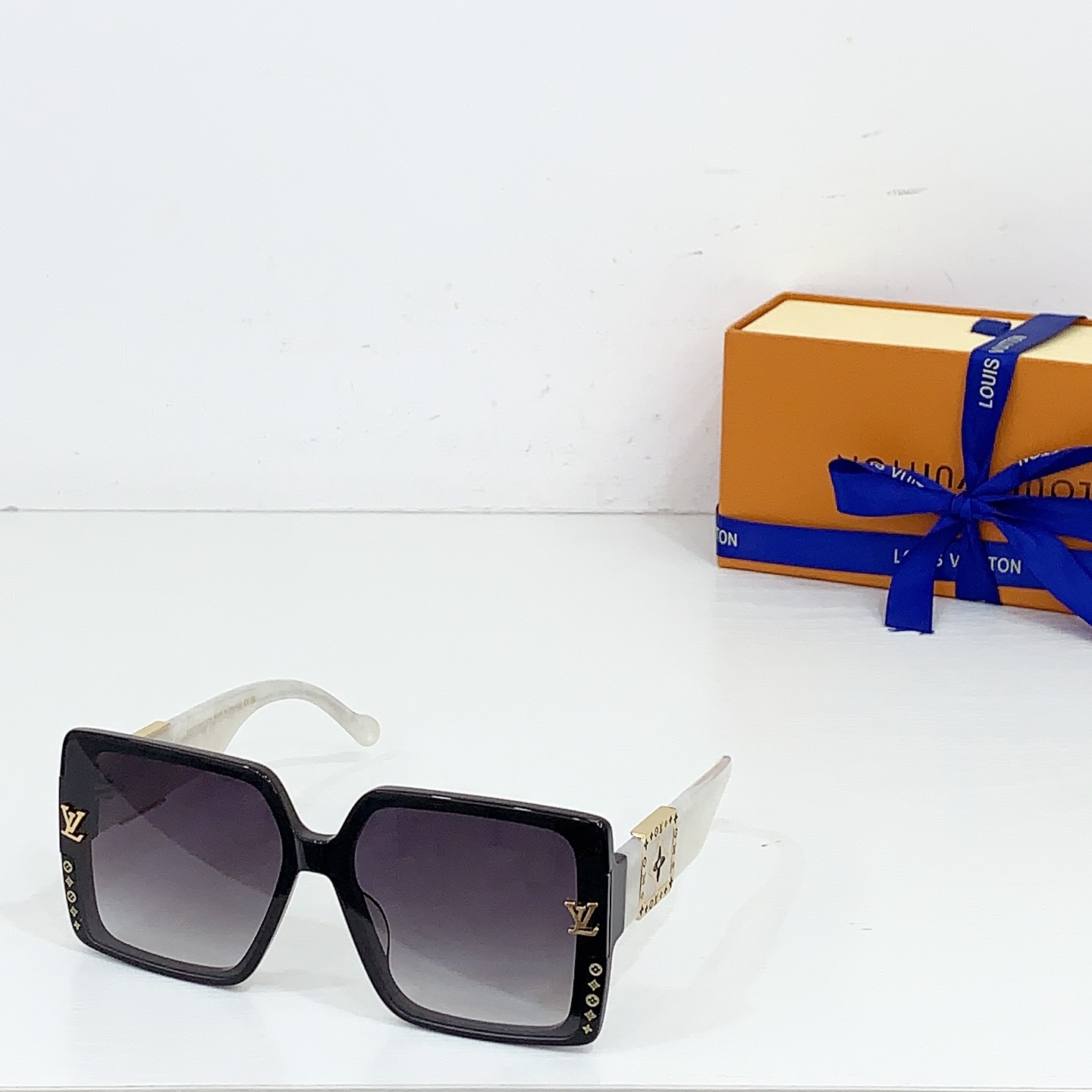 NO:253063,LOUIS VUITTO* MODELZ7021E SIZE67 port 14-142 glasses sunglasses sunglasses, glasses, louis vuitton19860909LOUIS VUITTO* MODELZ7021E SIZE67口14-142 眼镜墨镜太阳镜,眼镜,louis vuitton,glasses