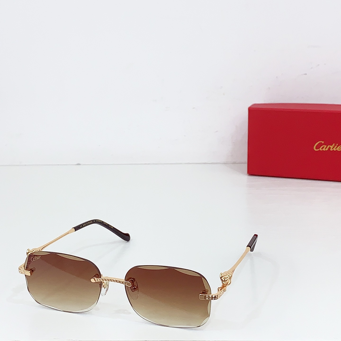 Cartie* modelo: CT0687S medidas: 57□17 145 🉐165